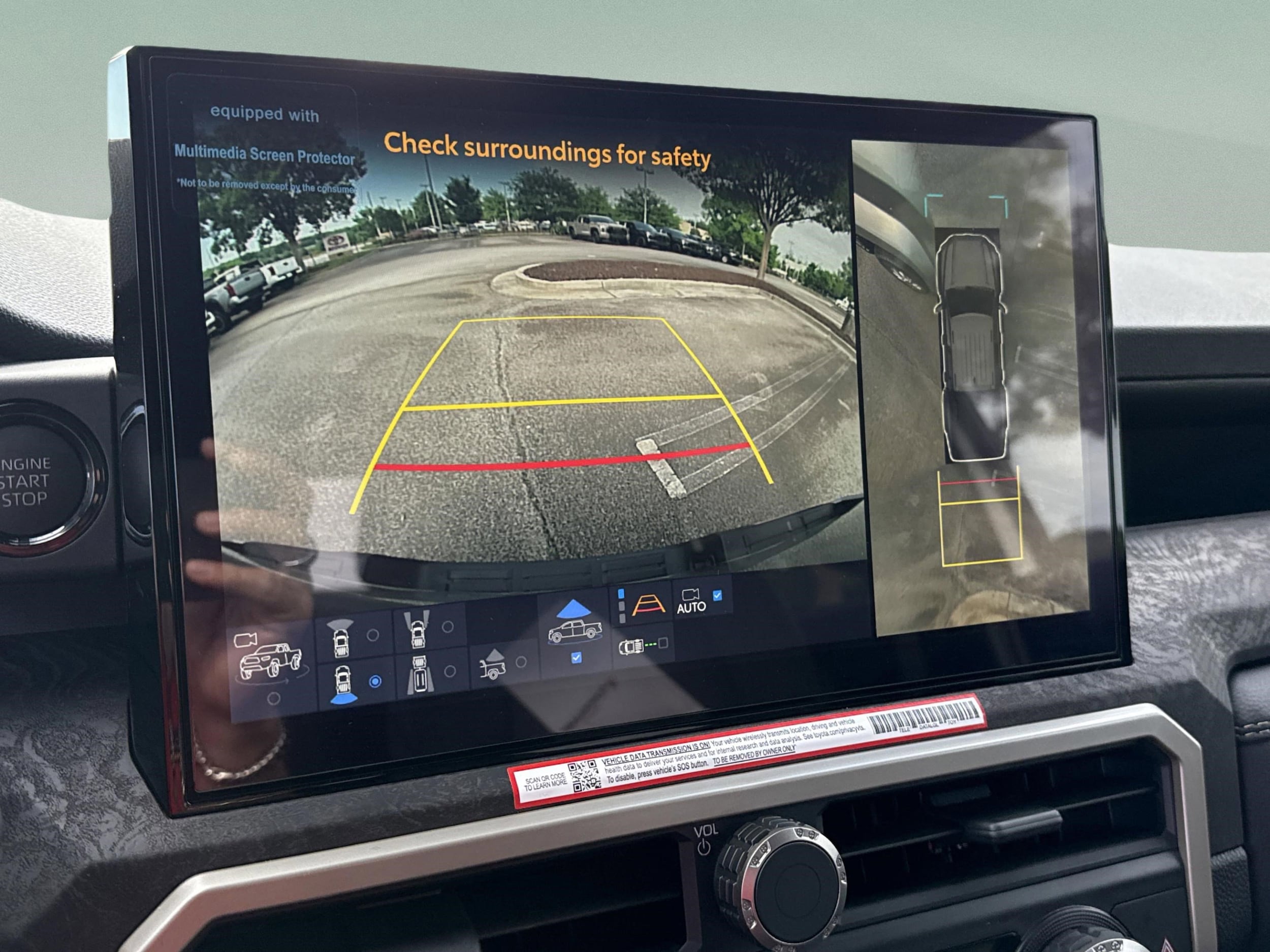 2025 Toyota Tacoma Limited - Photo 9