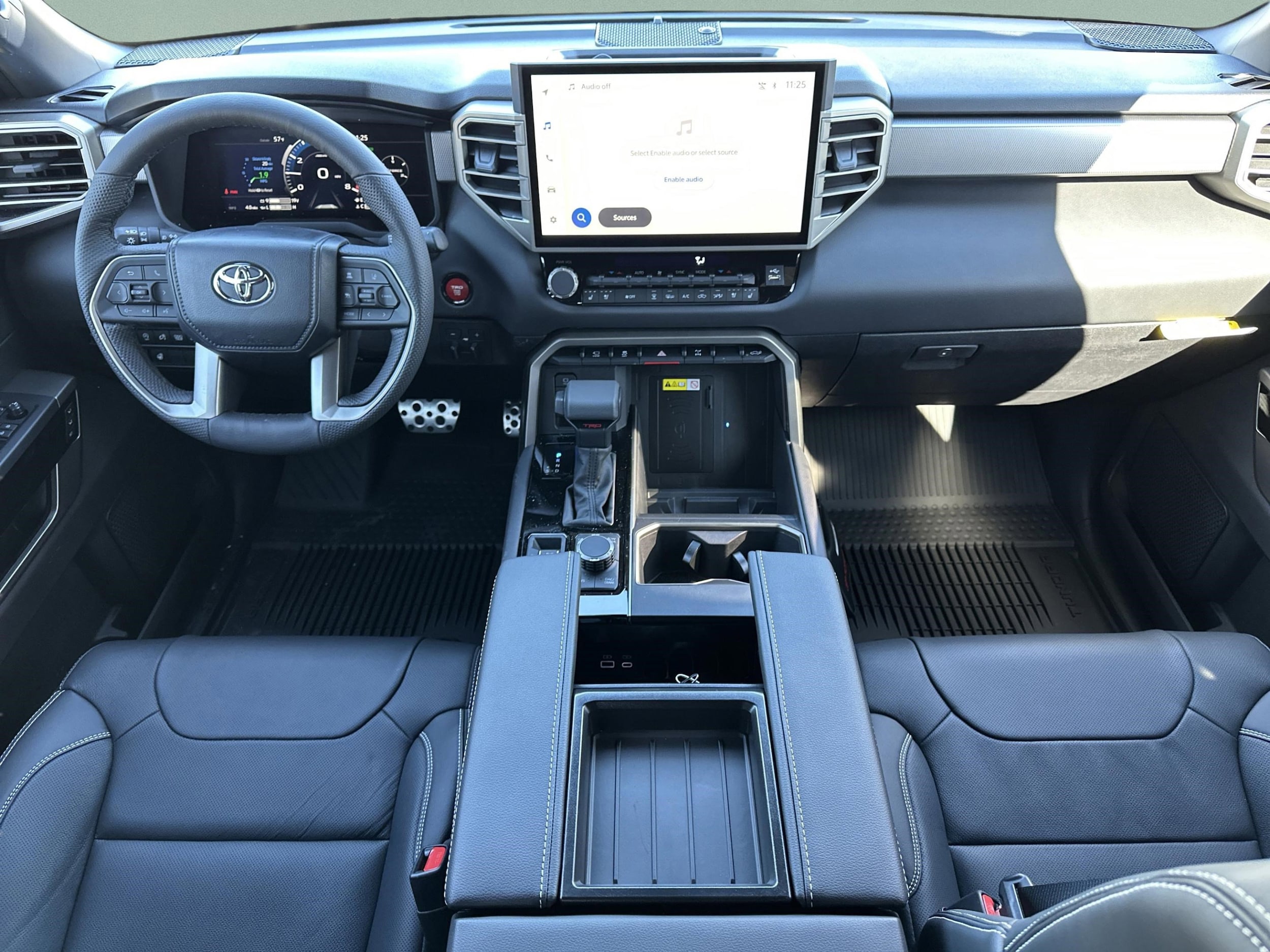 2026 Toyota Tundra Limited - Photo 7