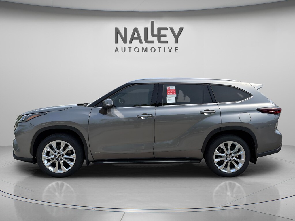New 2026 Toyota Highlander Hybrid Limited SUV