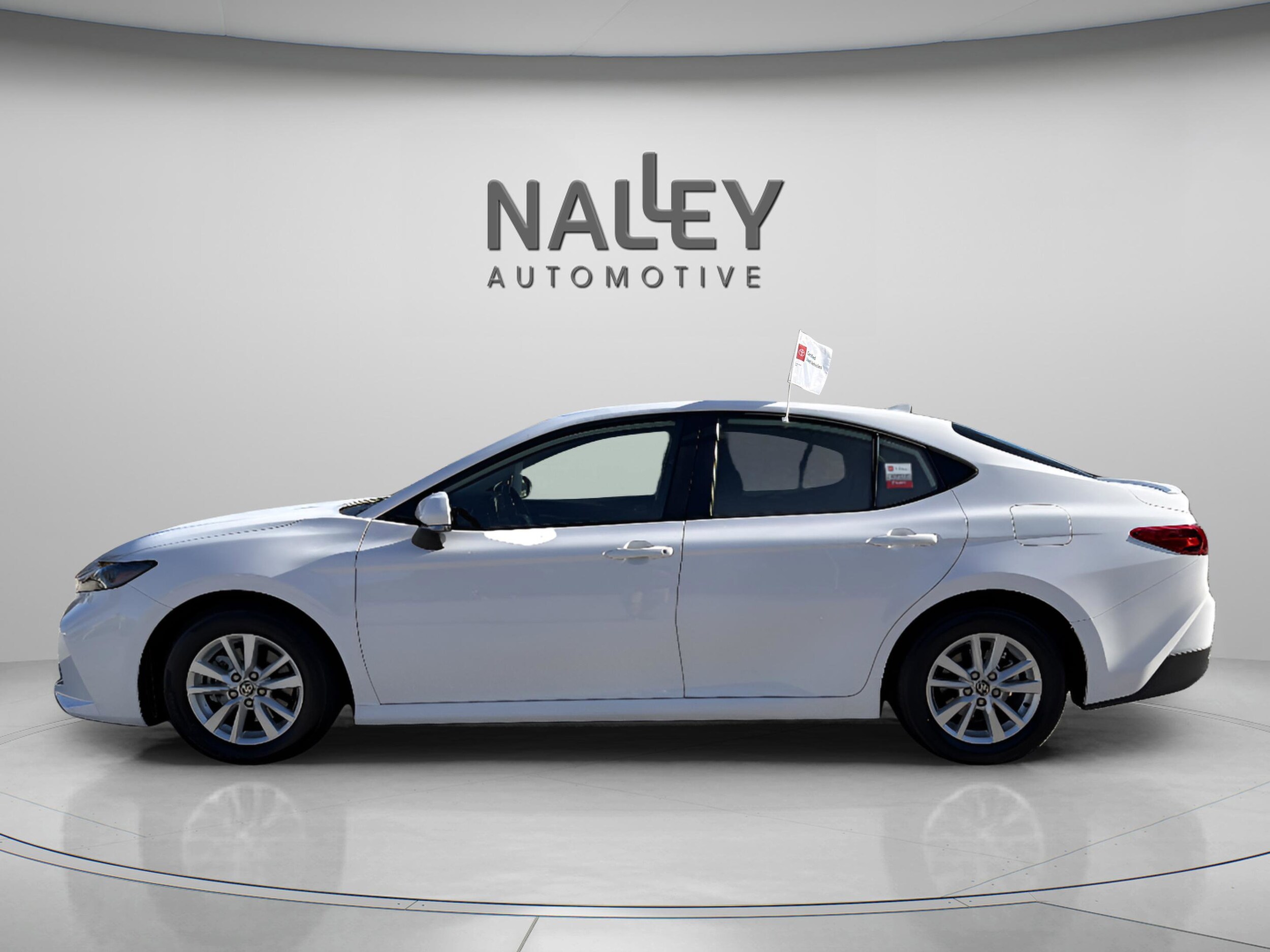 2025 Toyota Camry LE photo 2