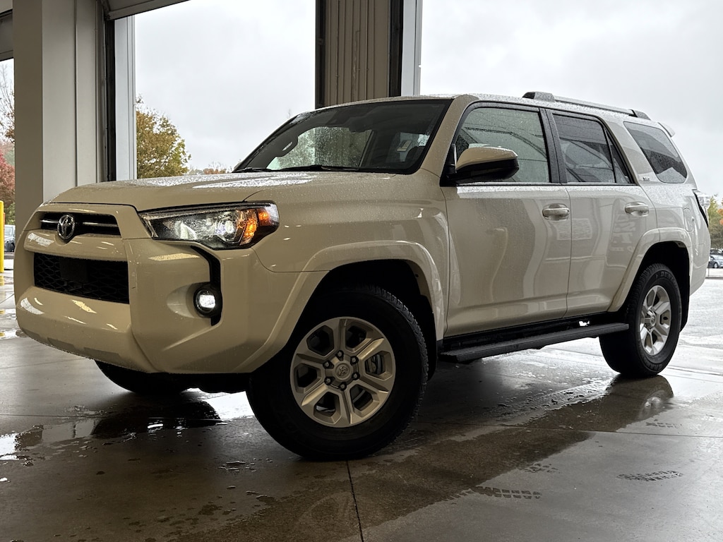 Used 2022 Toyota 4Runner SR5 SUV