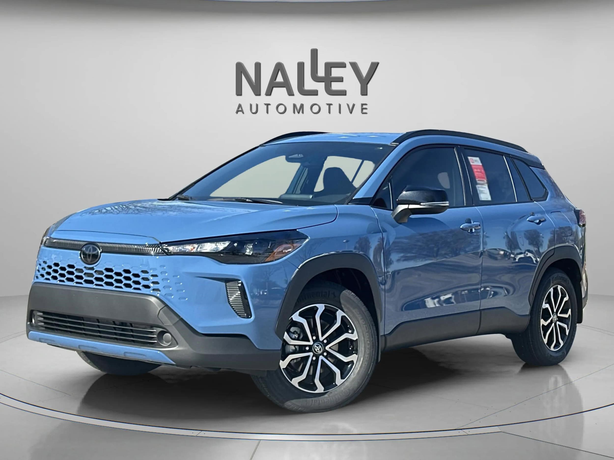 2026 Toyota Corolla Cross SE's photo