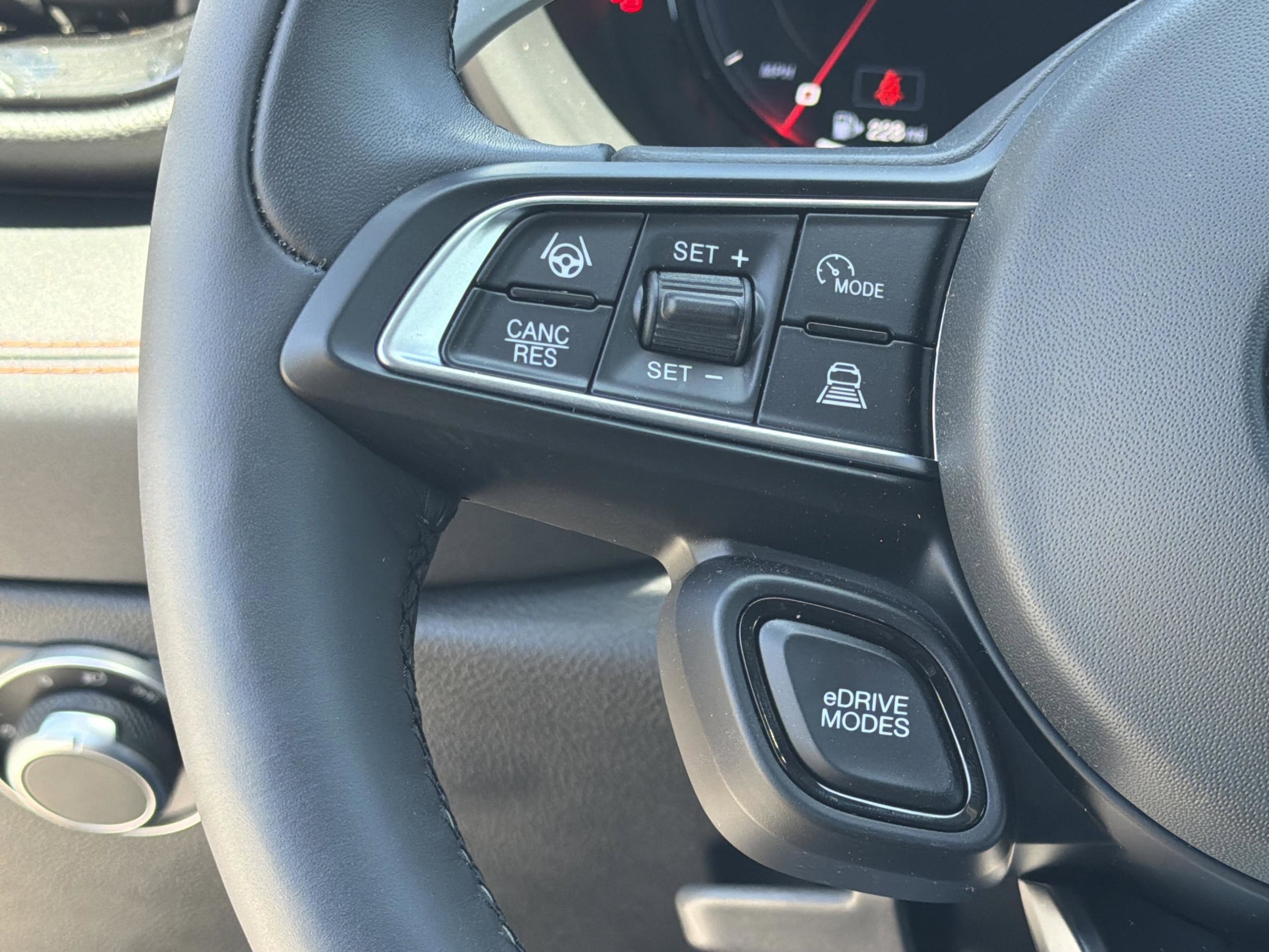 2024 Dodge Hornet R/T Plus - Photo 27