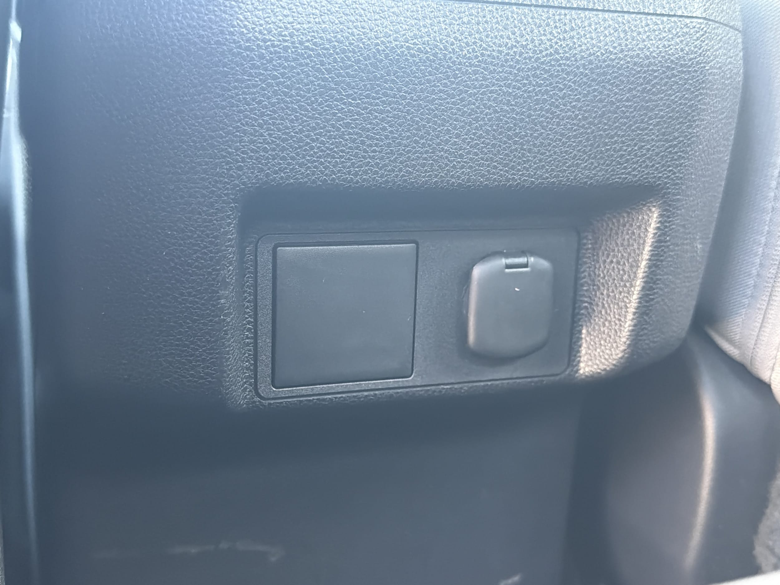 2024 Toyota Tacoma SR5 - Photo 23