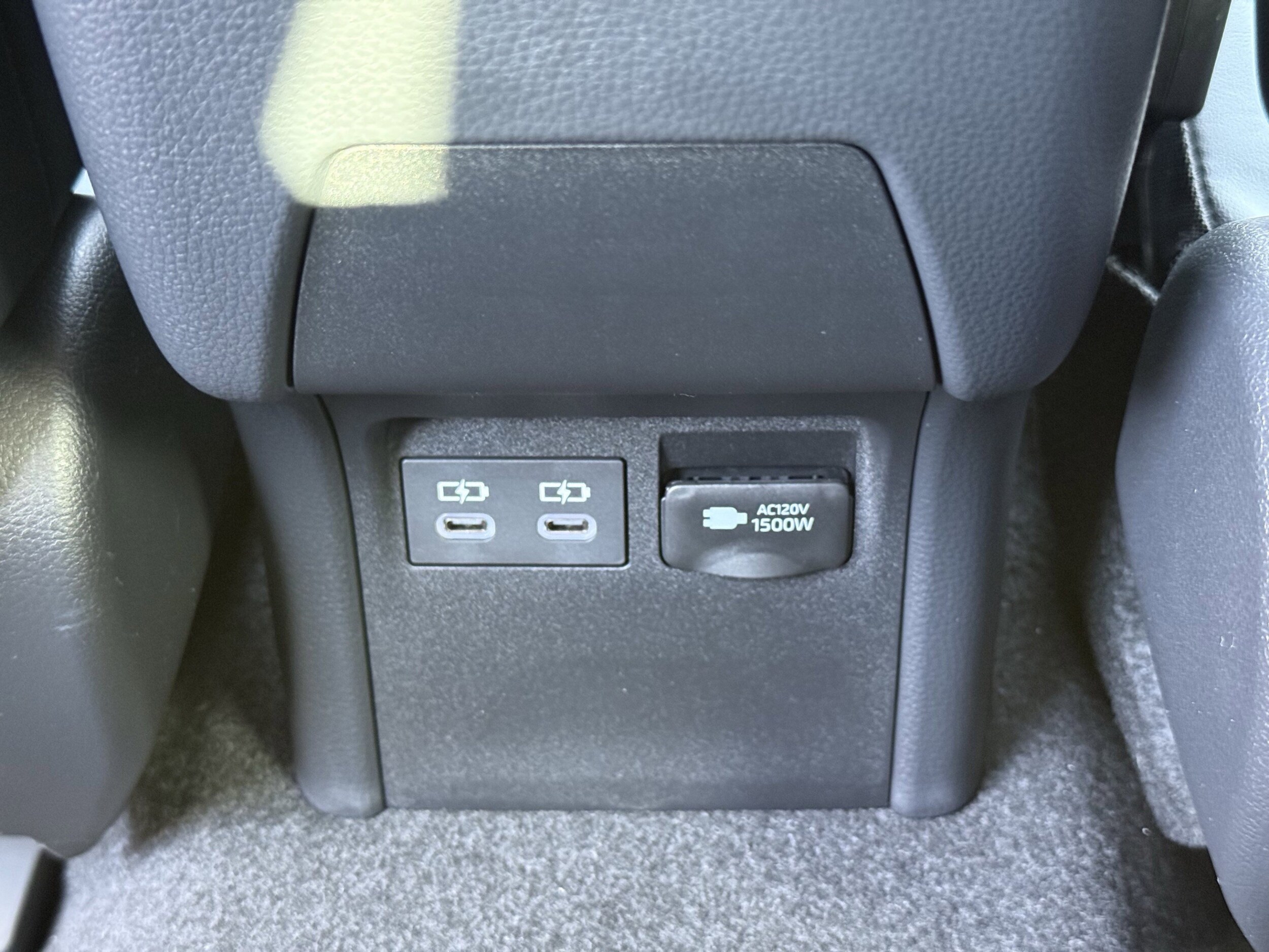 2026 Toyota Prius Plug-in Hybrid XSE - Photo 26