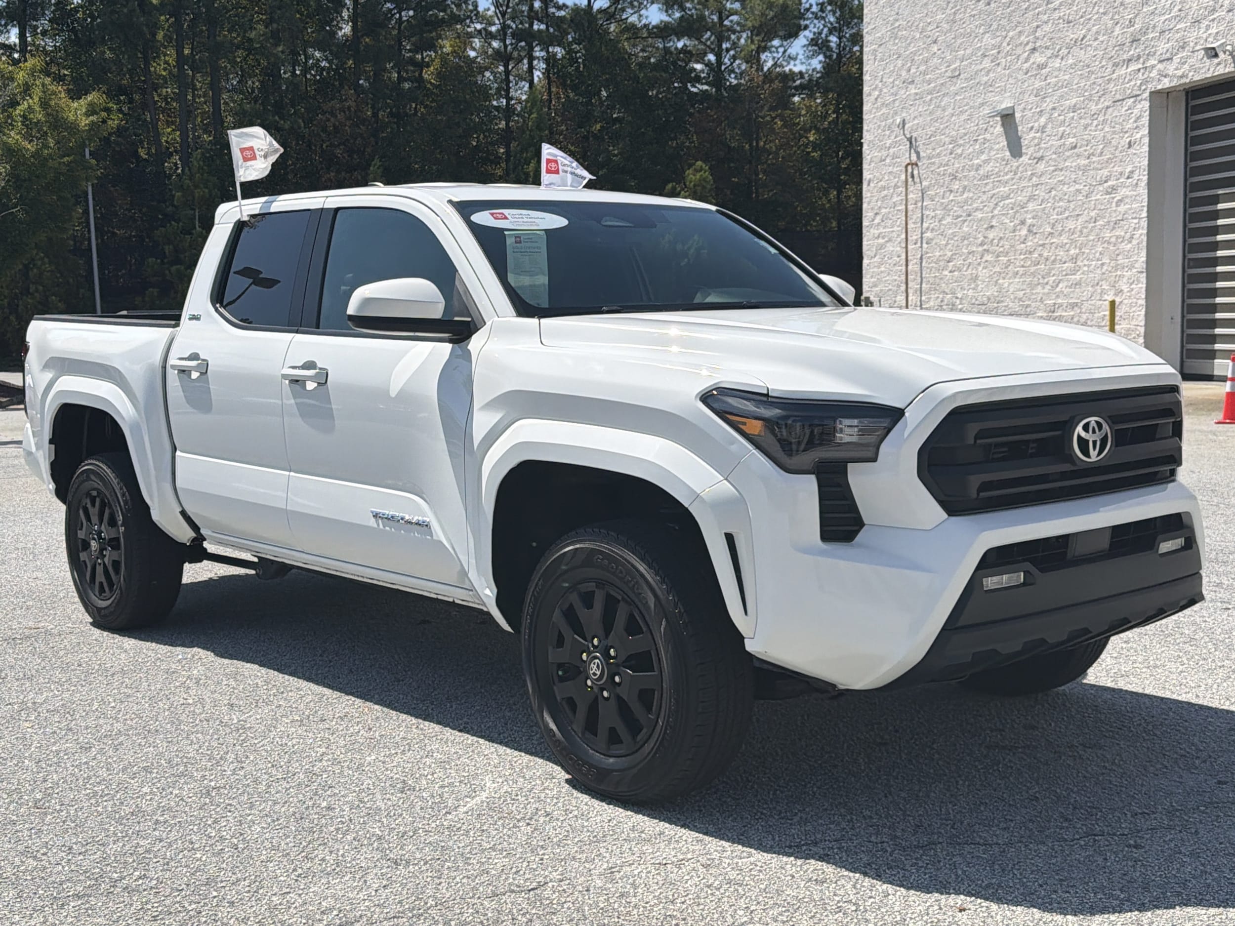 2024 Toyota Tacoma SR5 - Photo 32