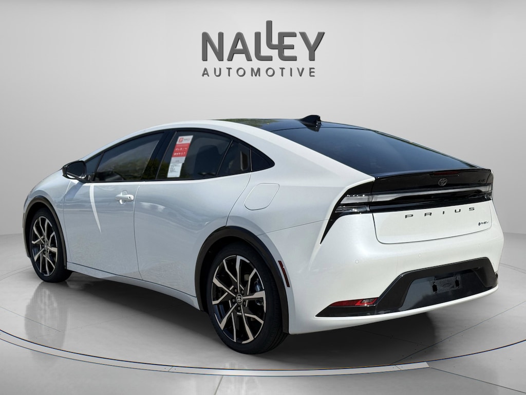 Used 2025 Toyota Prius Plug-in Hybrid SE Hatchback