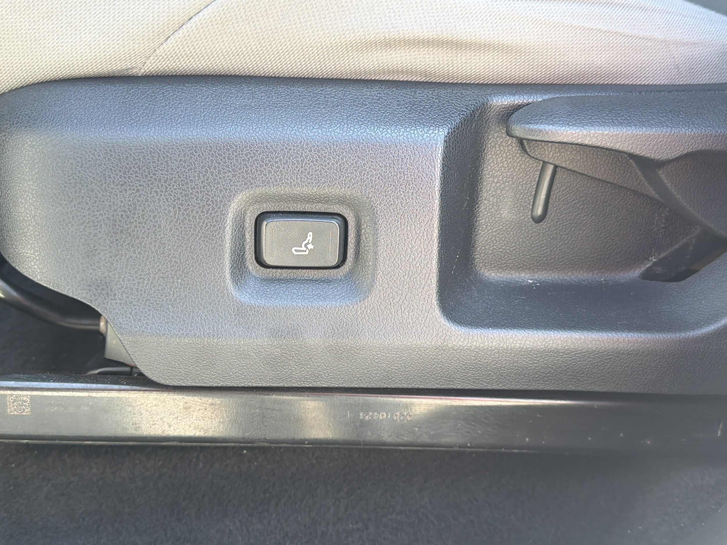 2024 Toyota Tacoma SR5 - Photo 20