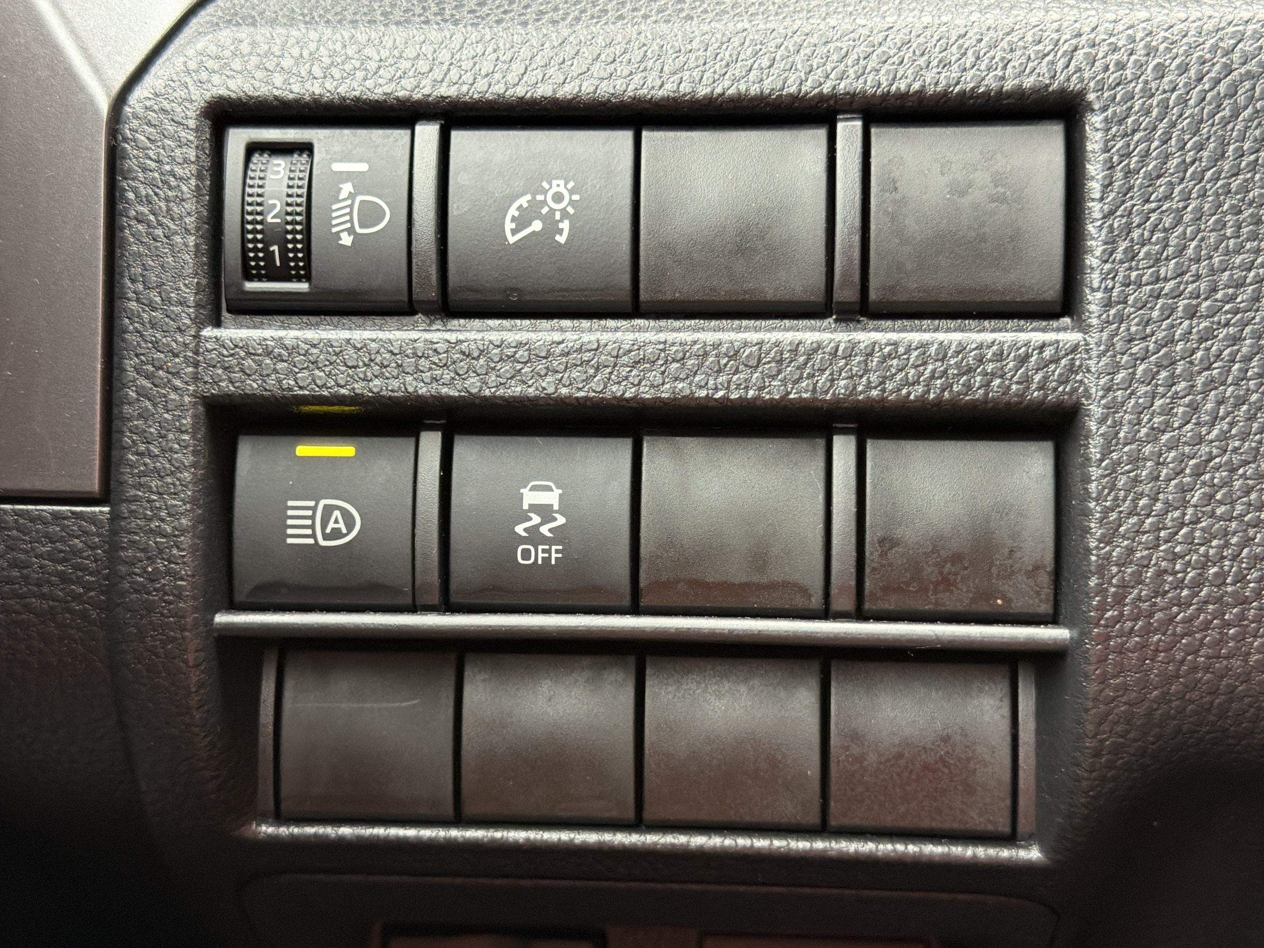 2026 Toyota Tacoma TRD Sport - Photo 14
