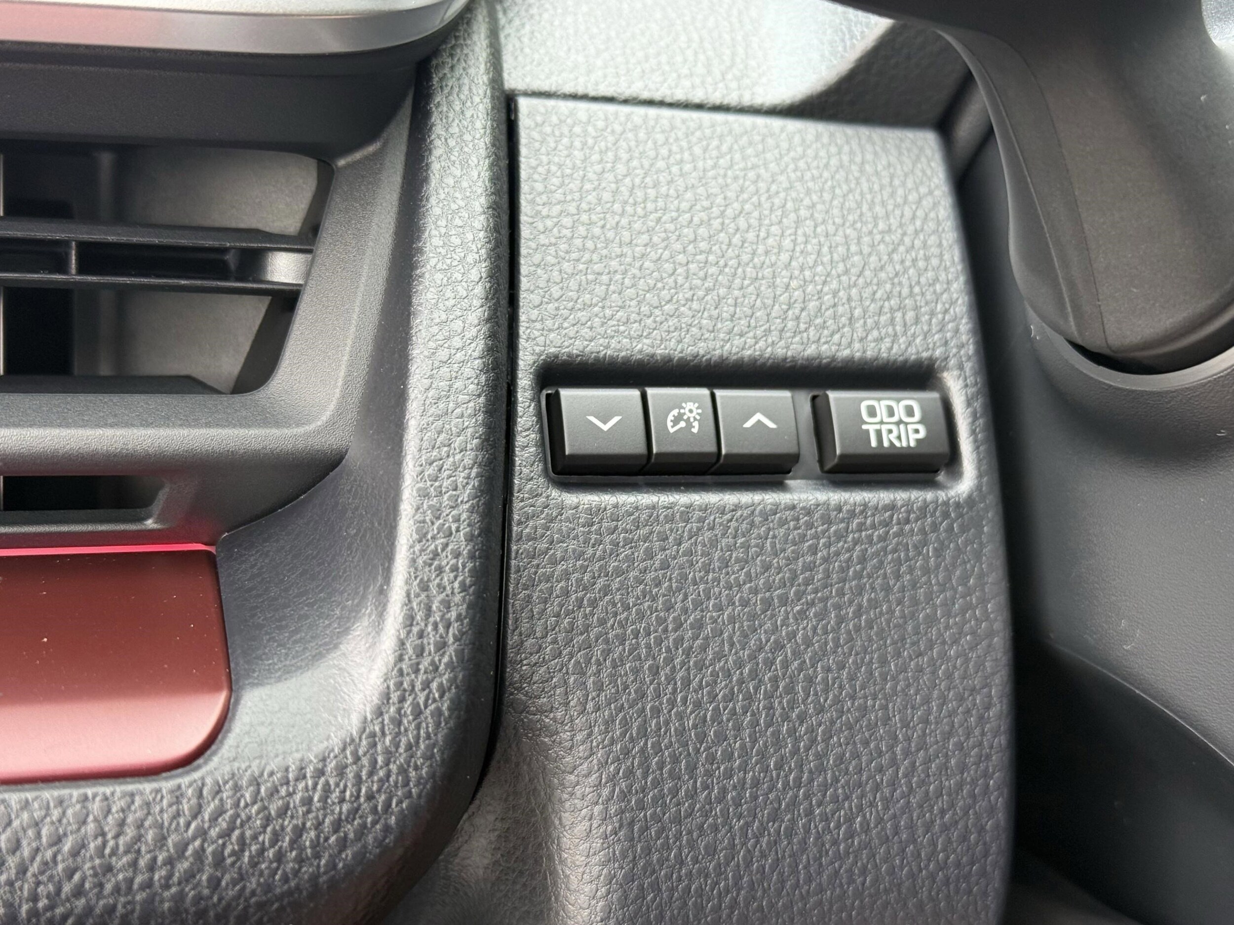 2025 Toyota Prius XSE - Photo 19