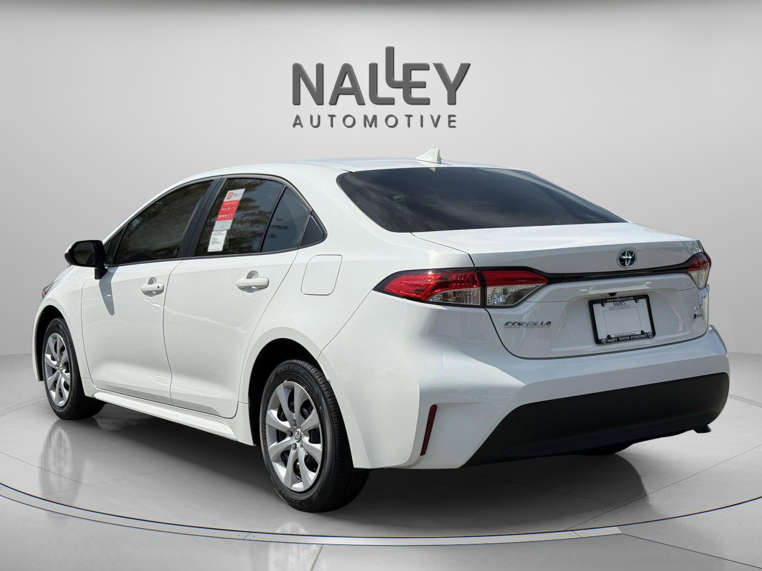 2025 Toyota Corolla Hybrid LE photo 3