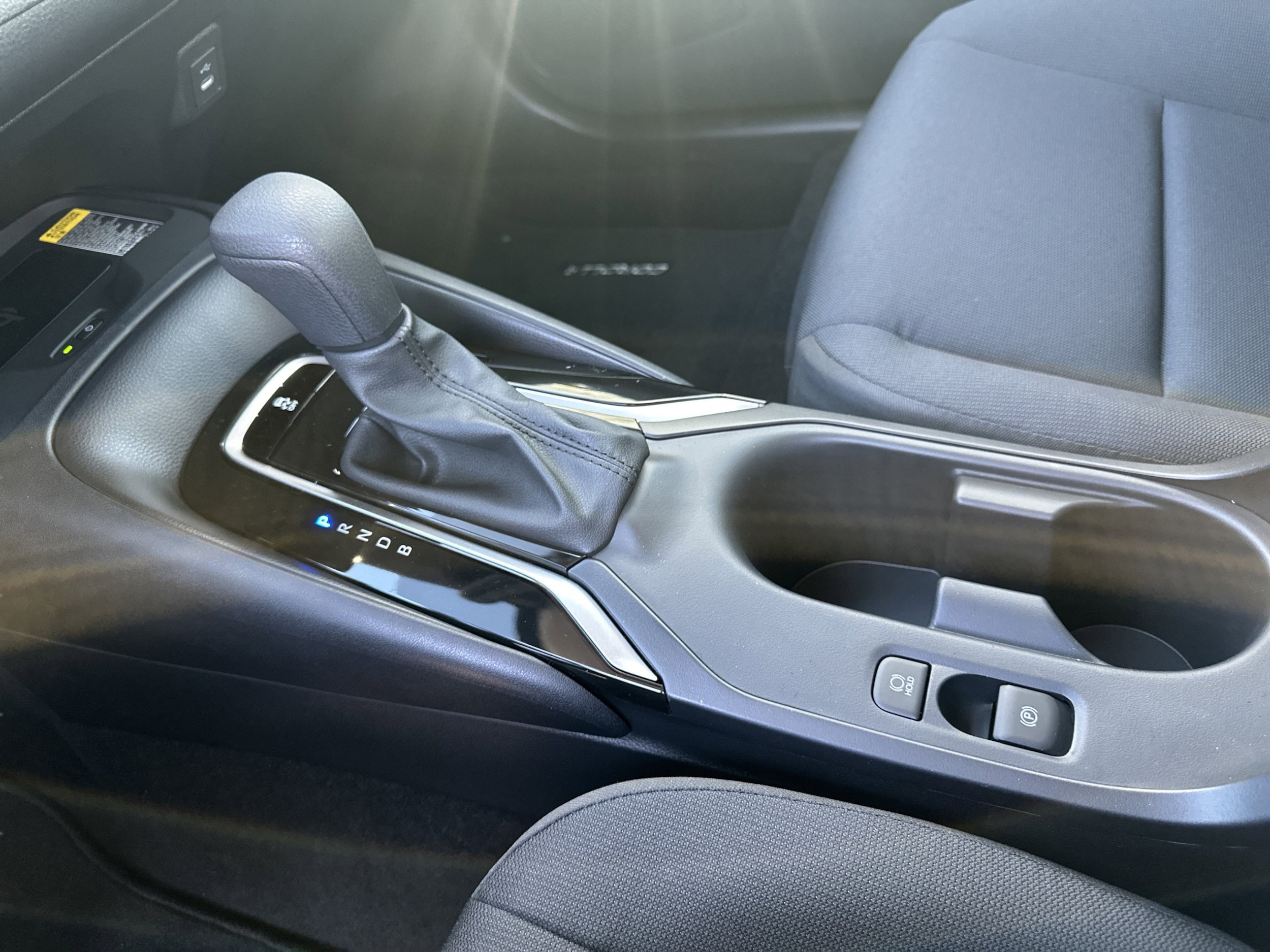 2026 Toyota Corolla LE - Photo 12