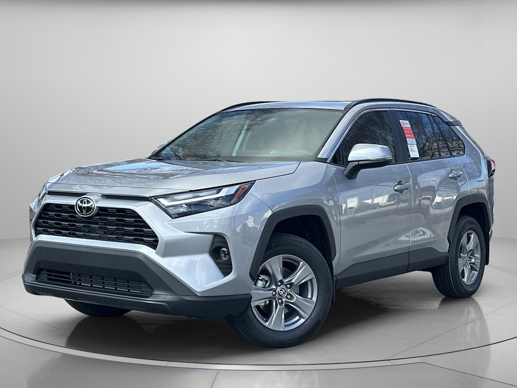 Used 2025 Toyota RAV4 XLE SUV