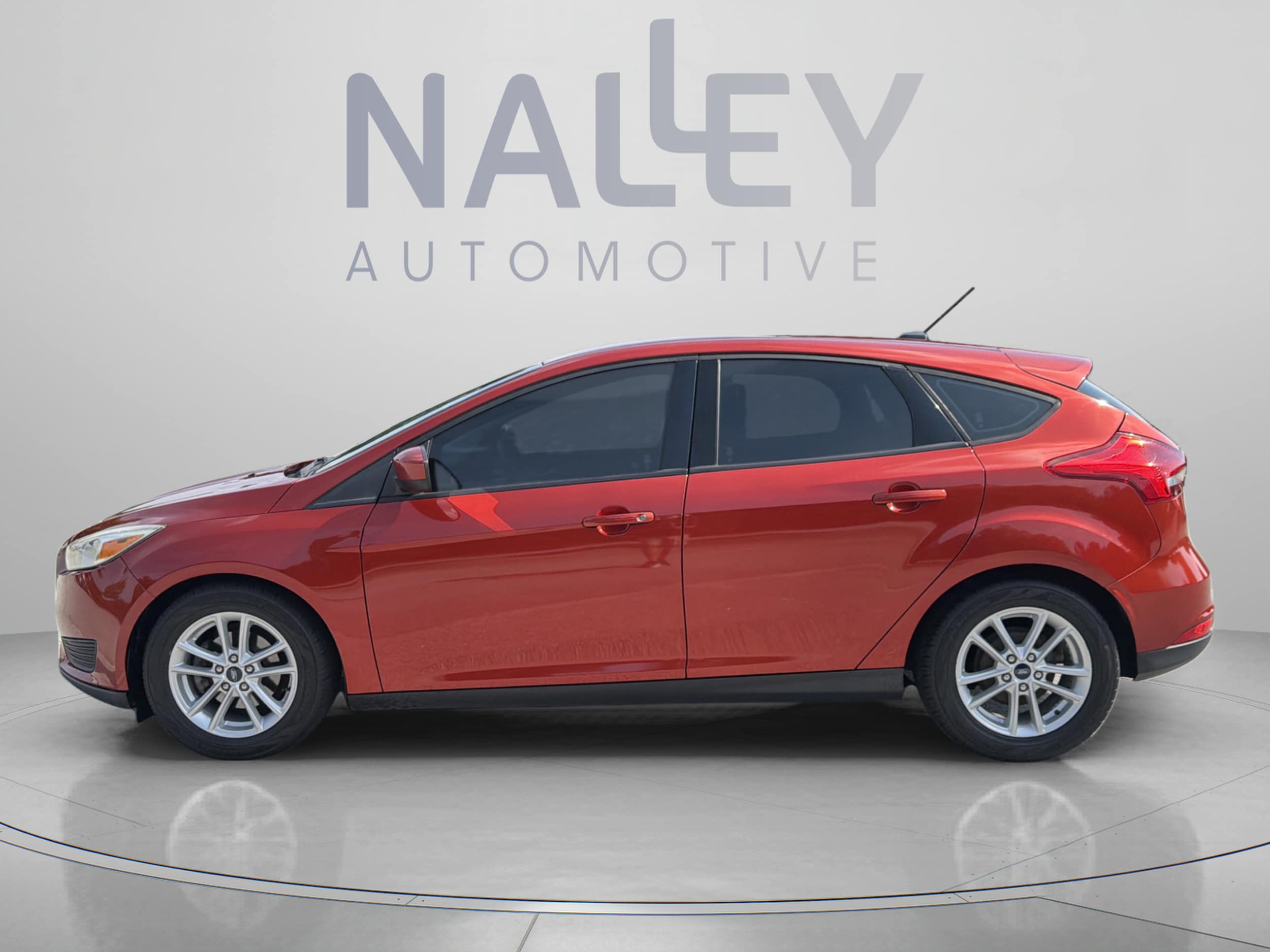 Used 2018 Ford Focus SE with VIN 1FADP3K26JL301441 for sale in Stonecrest, GA