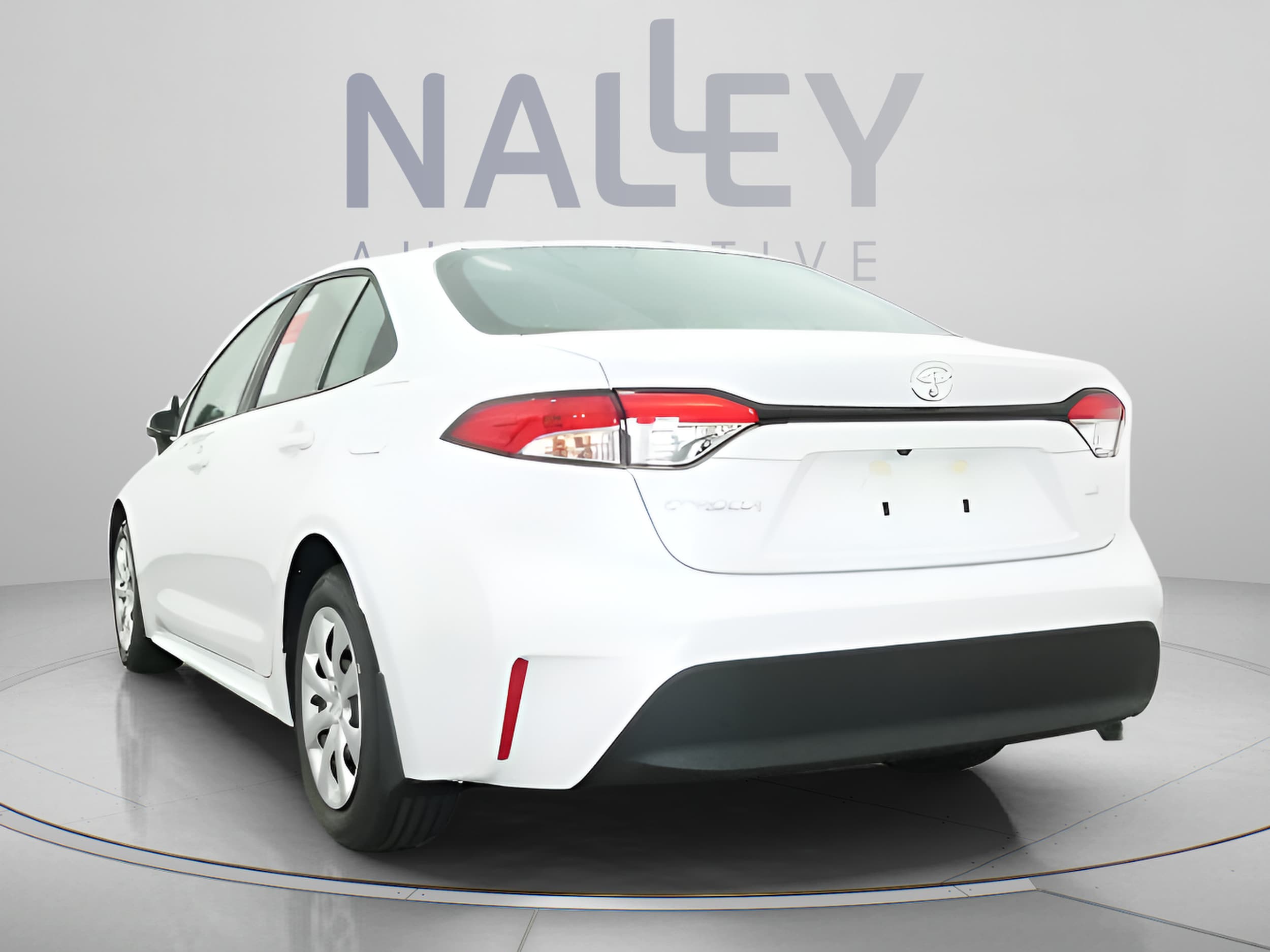 2026 Toyota Corolla LE - Photo 9