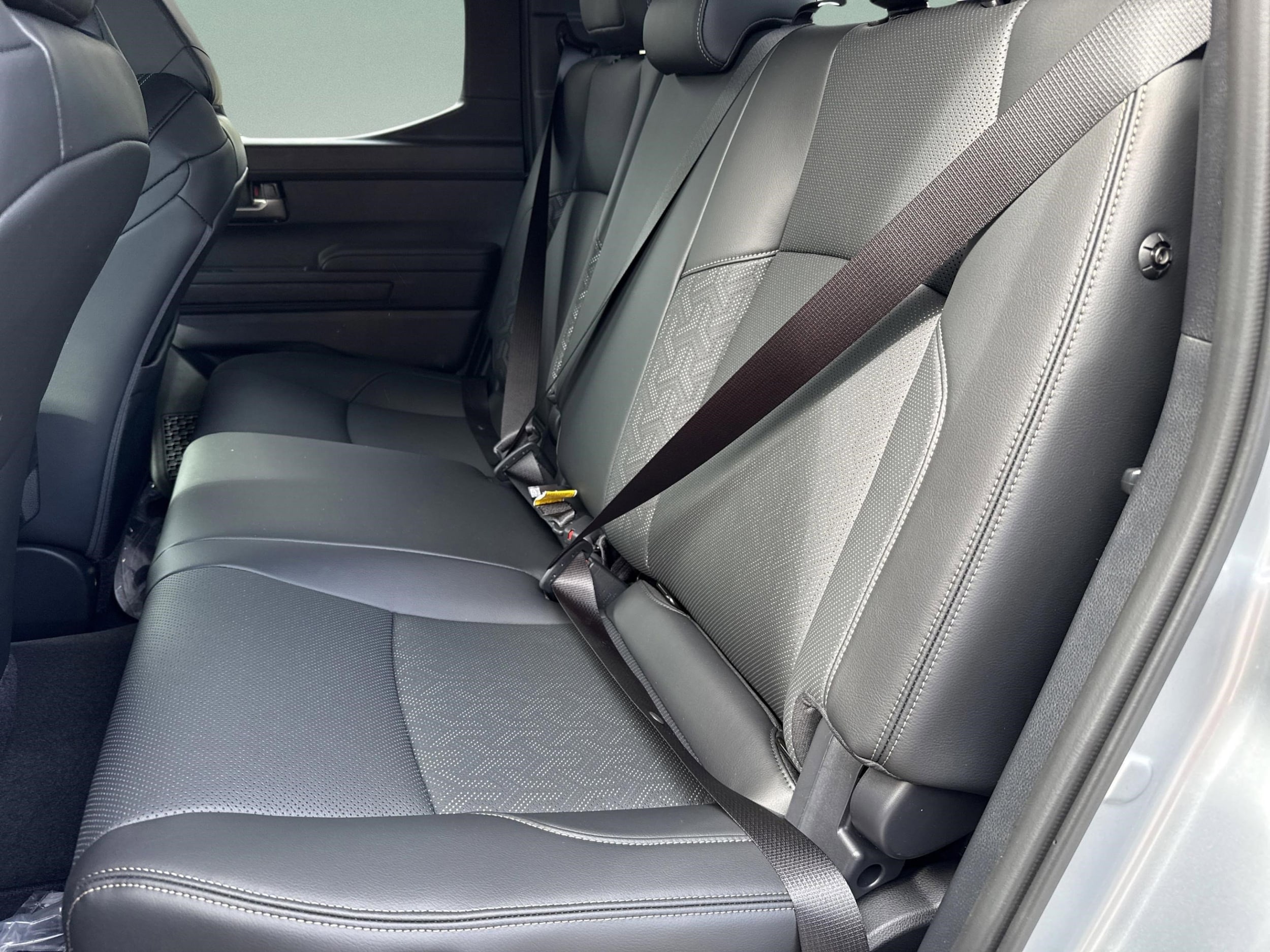 2025 Toyota Tacoma Limited - Photo 32