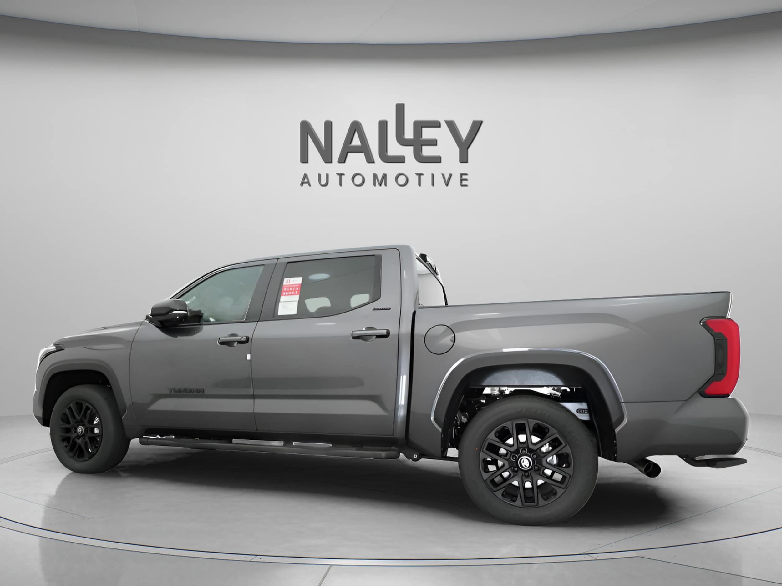 2026 Toyota Tundra Limited - Photo 10