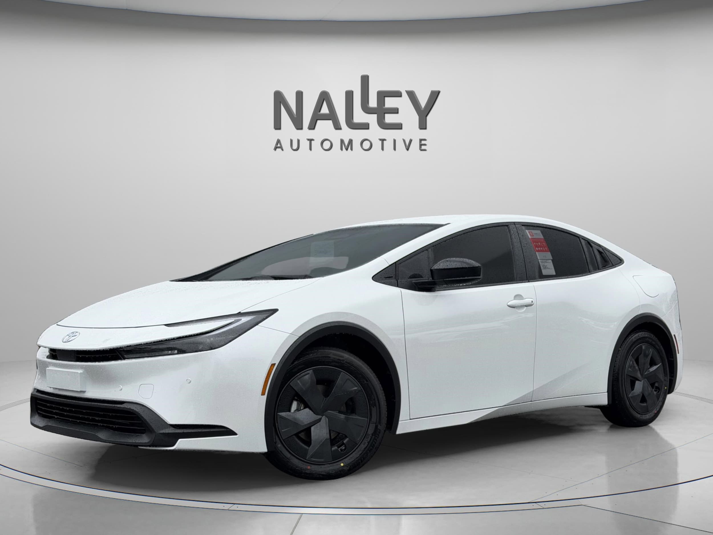 2026 Toyota Prius LE's photo