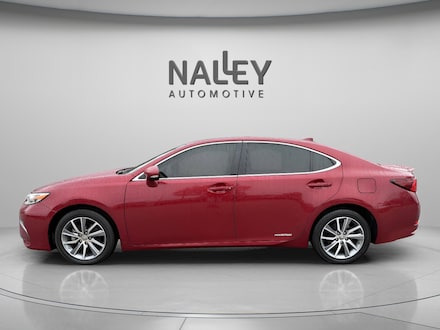 2016 LEXUS ES 300h Hybrid Sedan
