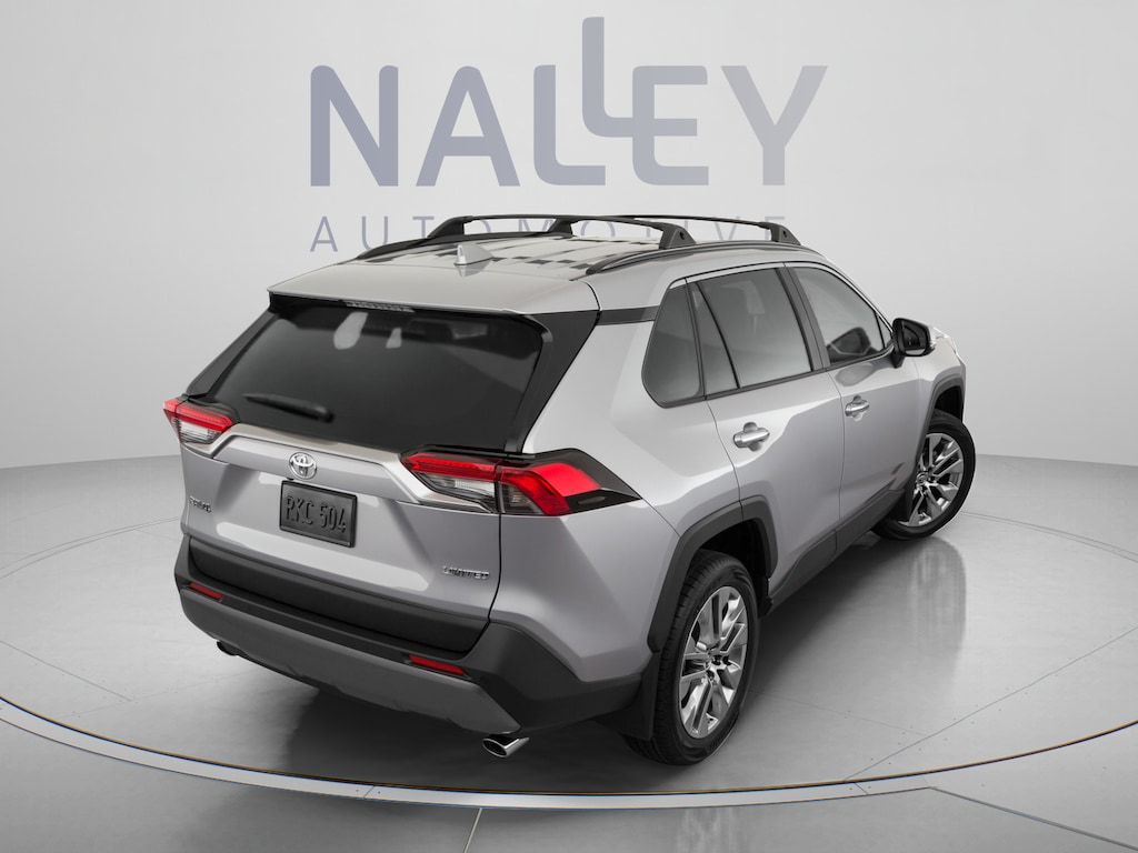 Used 2021 Toyota RAV4 XLE SUV