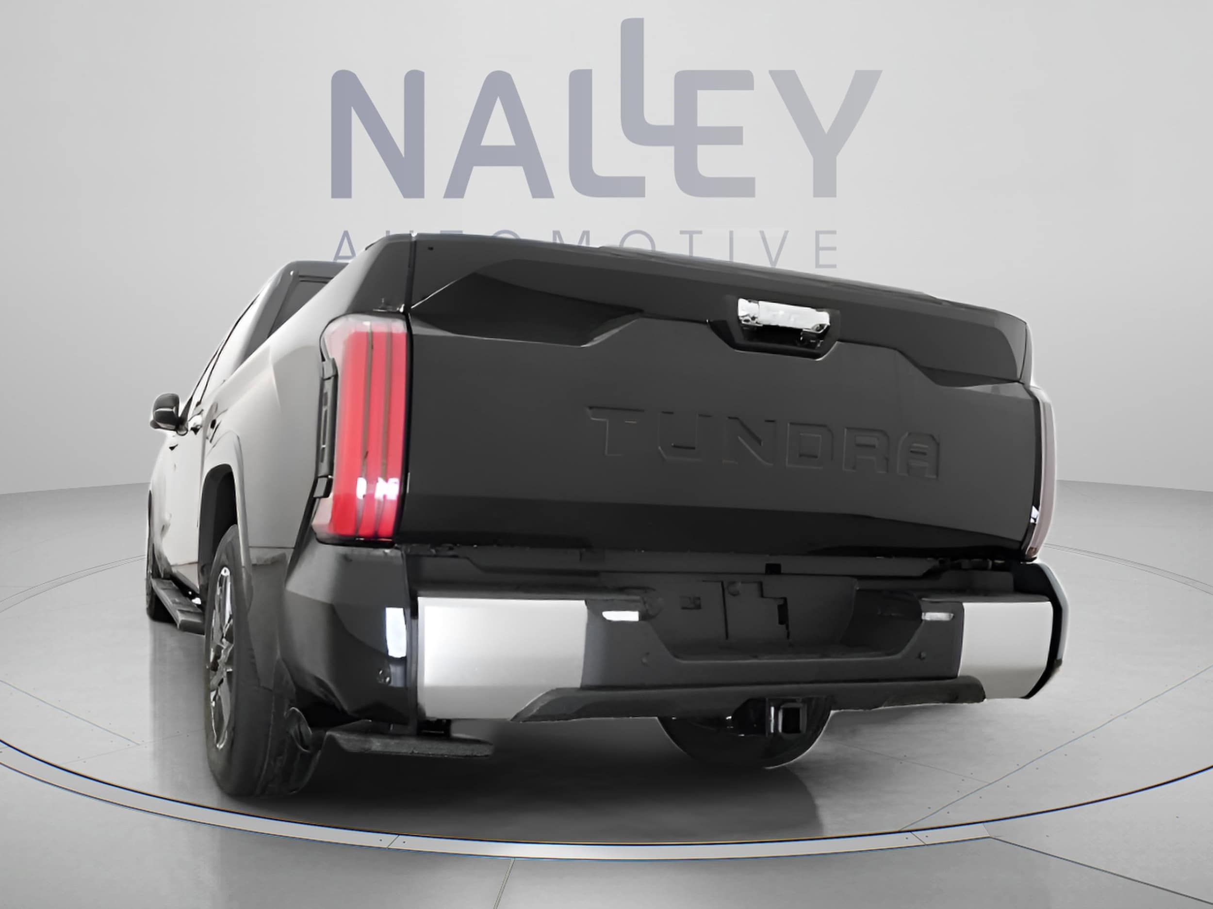 2026 Toyota Tundra Limited - Photo 14