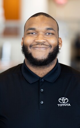Staff member Jalen King from ID_2fc6c8f8678d
