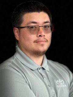 Staff member Thach Nguyen from ID_75da192f0da3