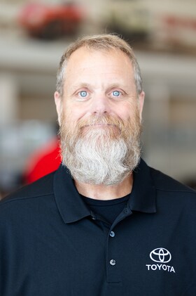 Staff member Jeff Gaddis from ID_b28172