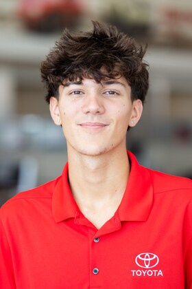 Staff member Carter Wilson from ID_2fc6c8f8678d