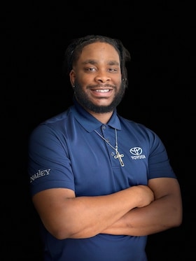 Staff member Kechonne Lewis from ID_da0cb496a3b9