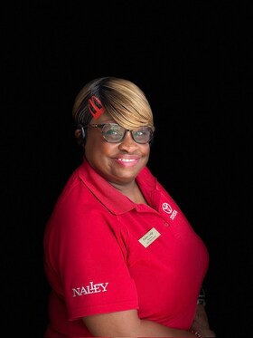 Staff member Delores Lodge from ID_fda0e0817e9d