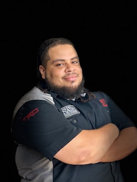 Staff member Roger Lee from ID_f3b67c62f5d7