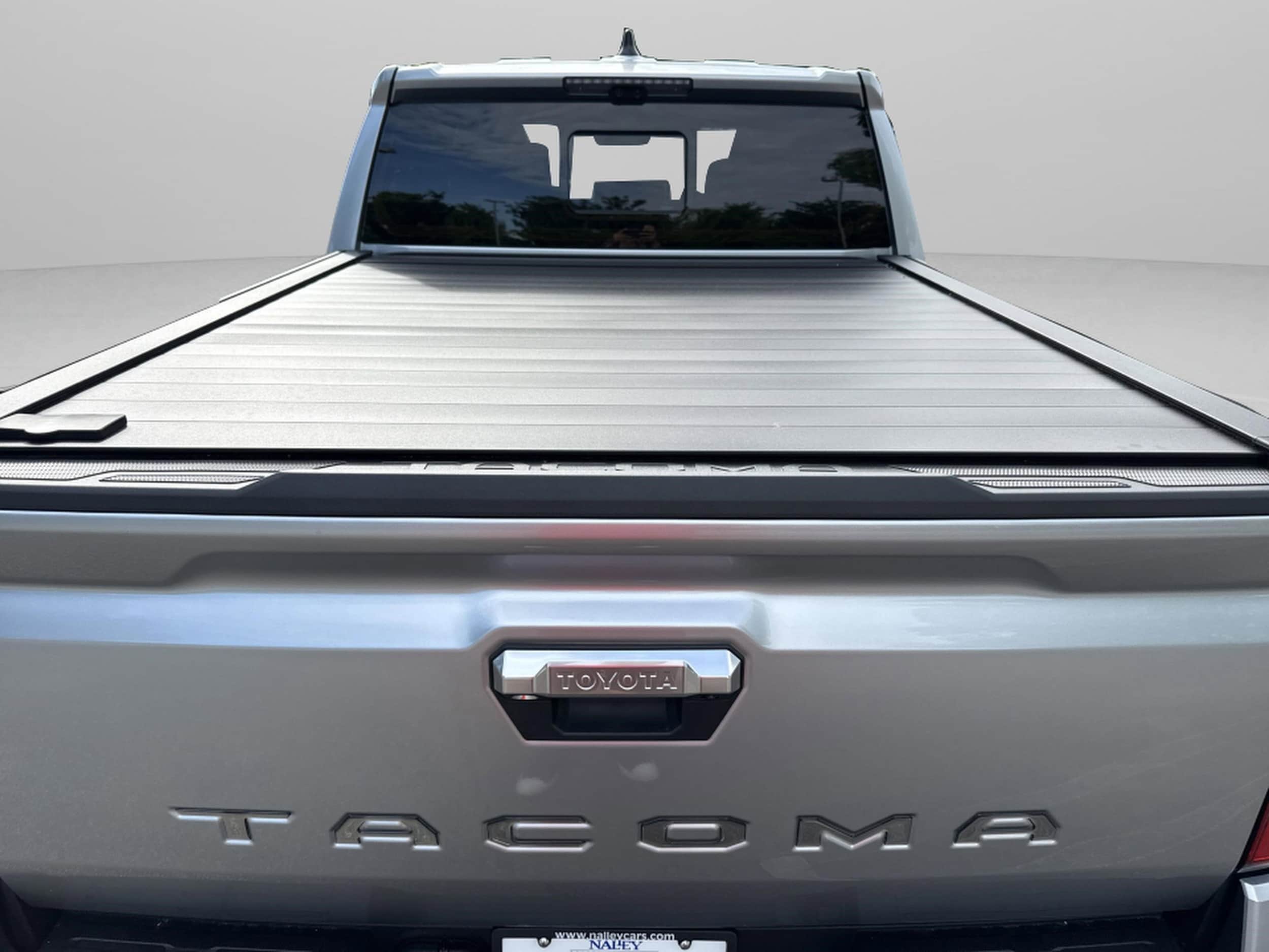 2025 Toyota Tacoma Limited - Photo 35