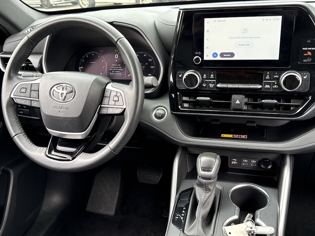 Certified 2025 Toyota Highlander XSE SUV