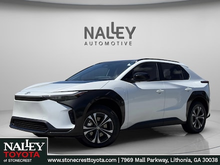 2025 Toyota bZ4X XLE SUV