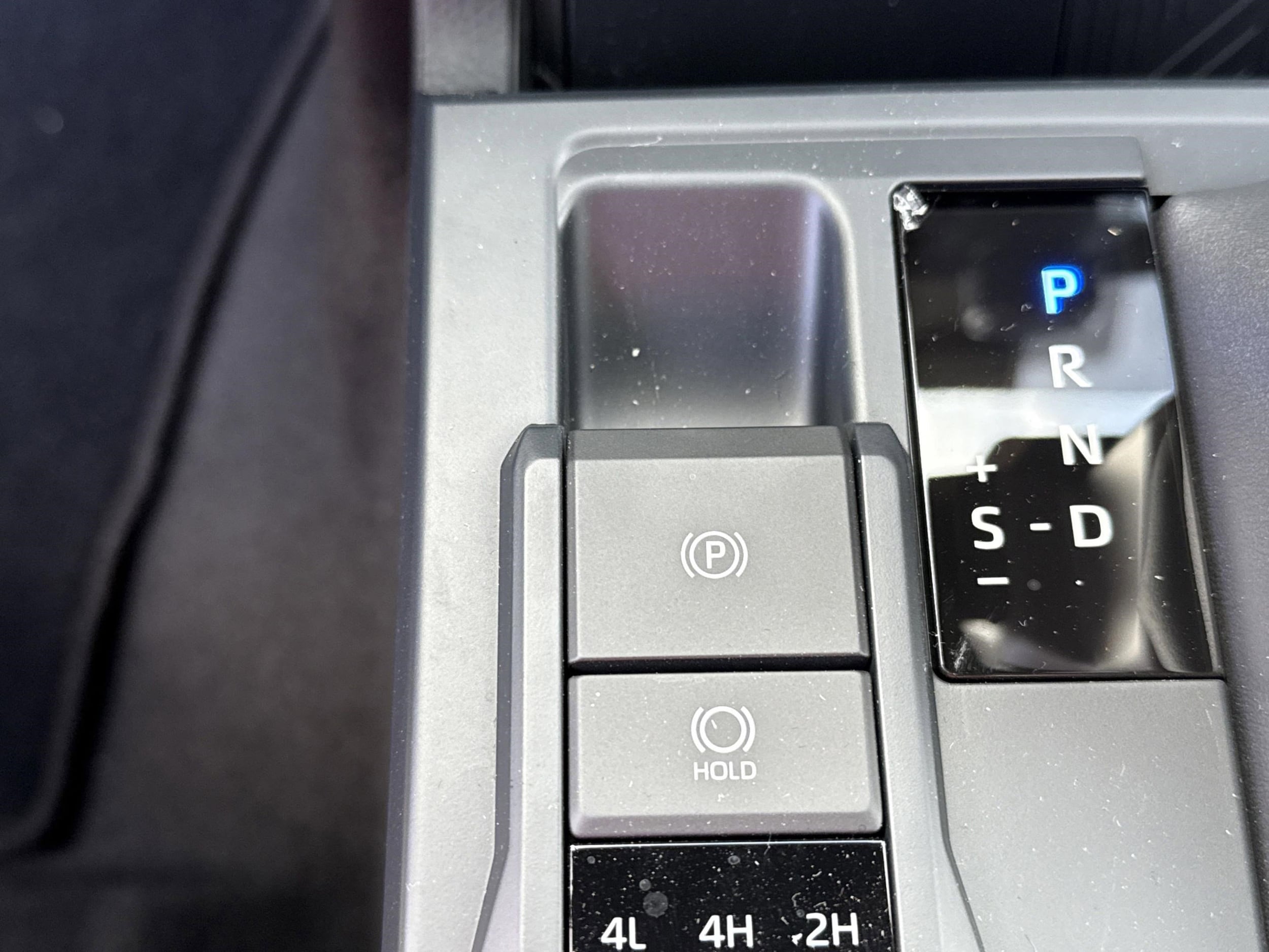 2025 Toyota Tacoma Limited - Photo 19