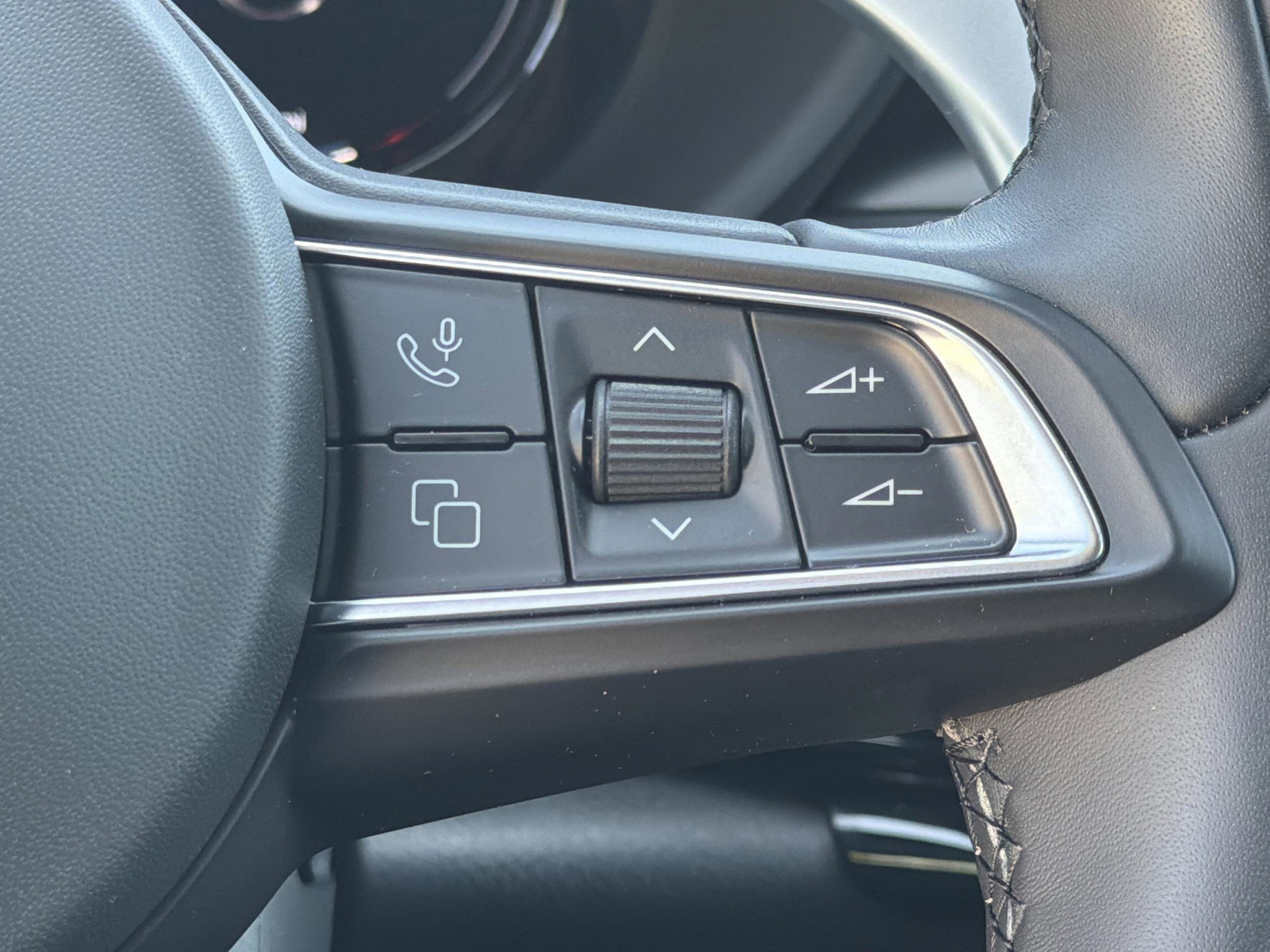2024 Dodge Hornet R/T Plus - Photo 21