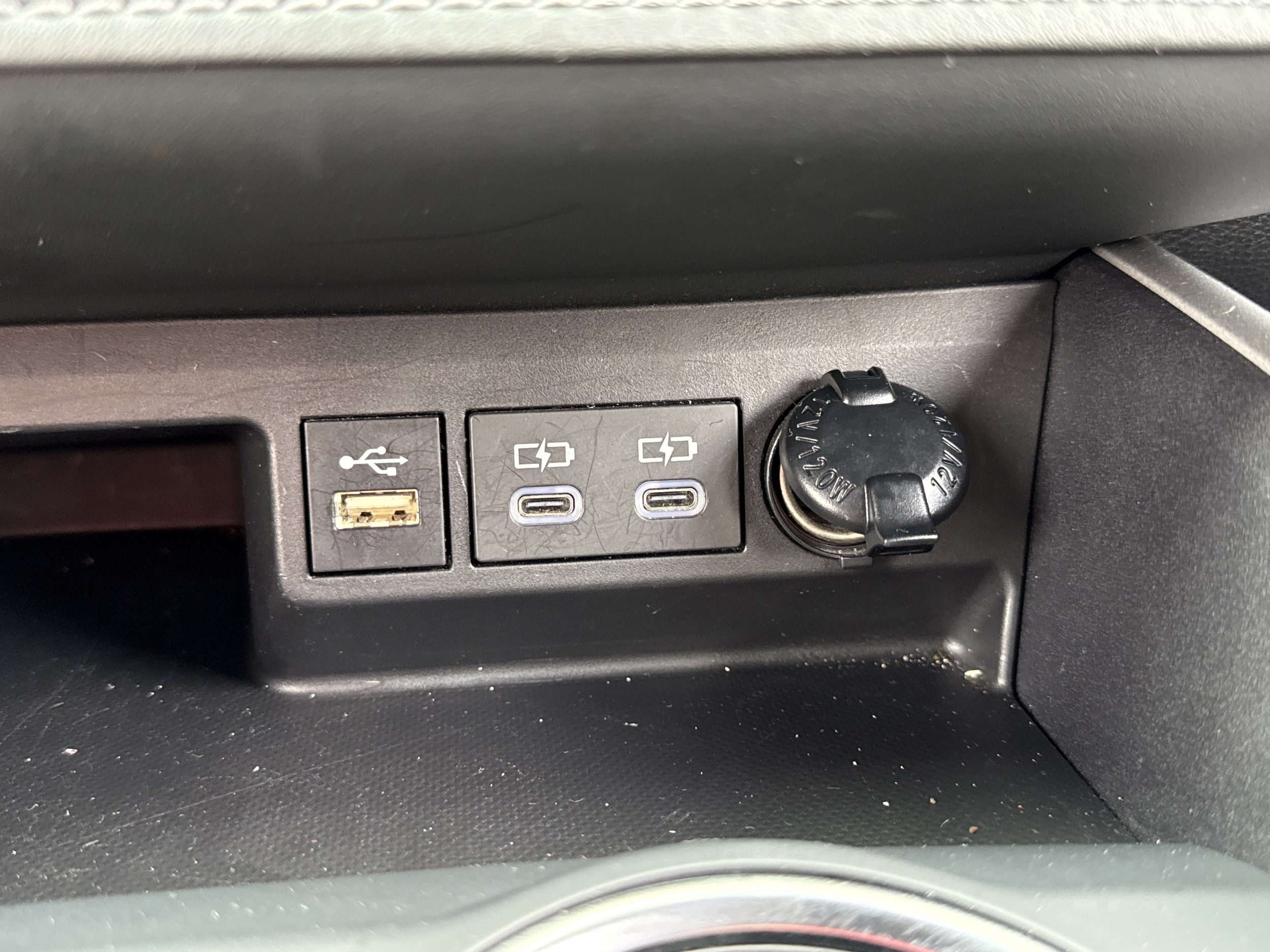 2025 Toyota Highlander XSE - Photo 9