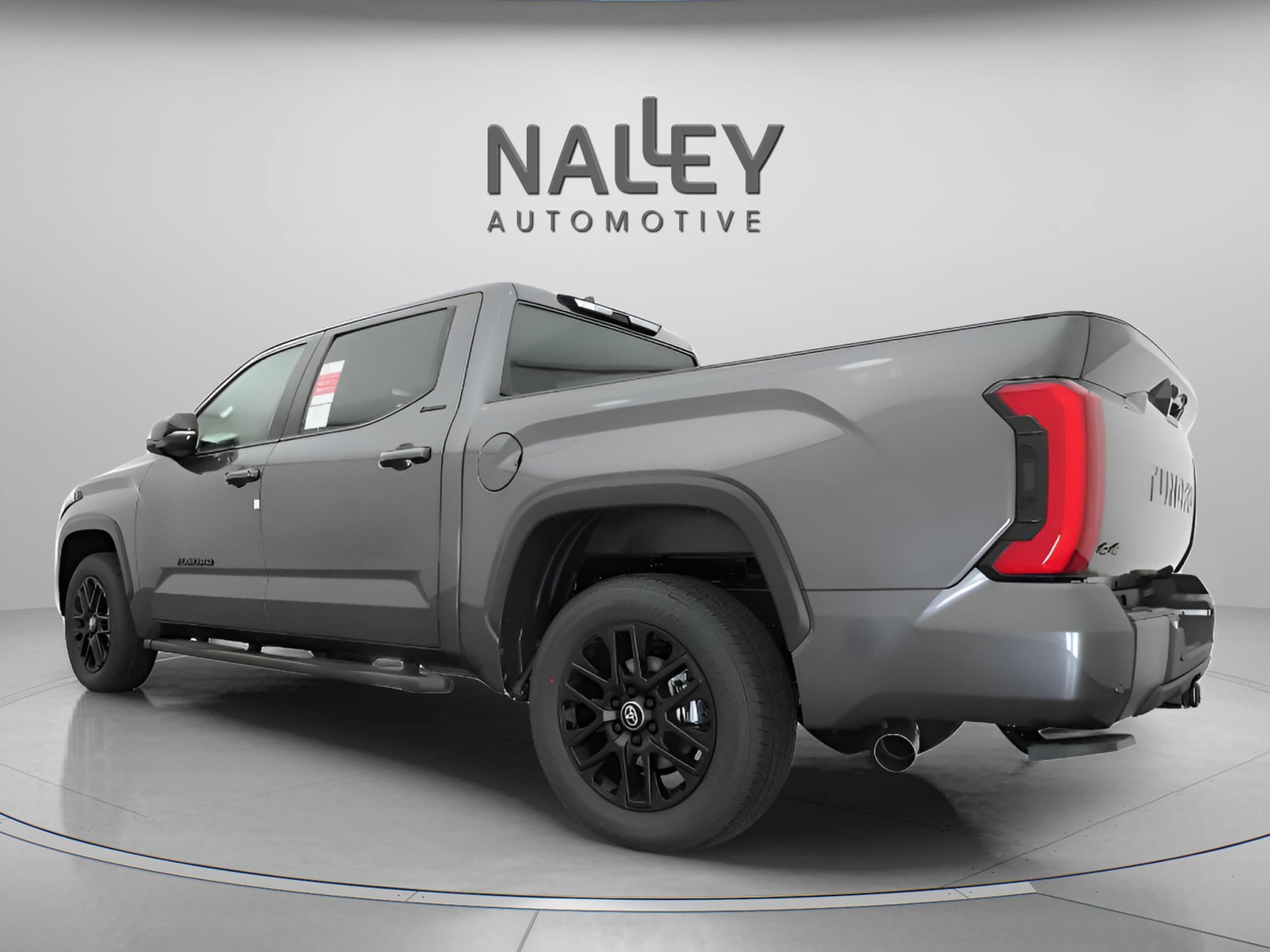 2026 Toyota Tundra Limited - Photo 11