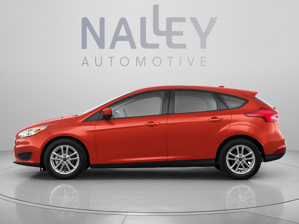 Used 2018 Ford Focus SE Hatchback
