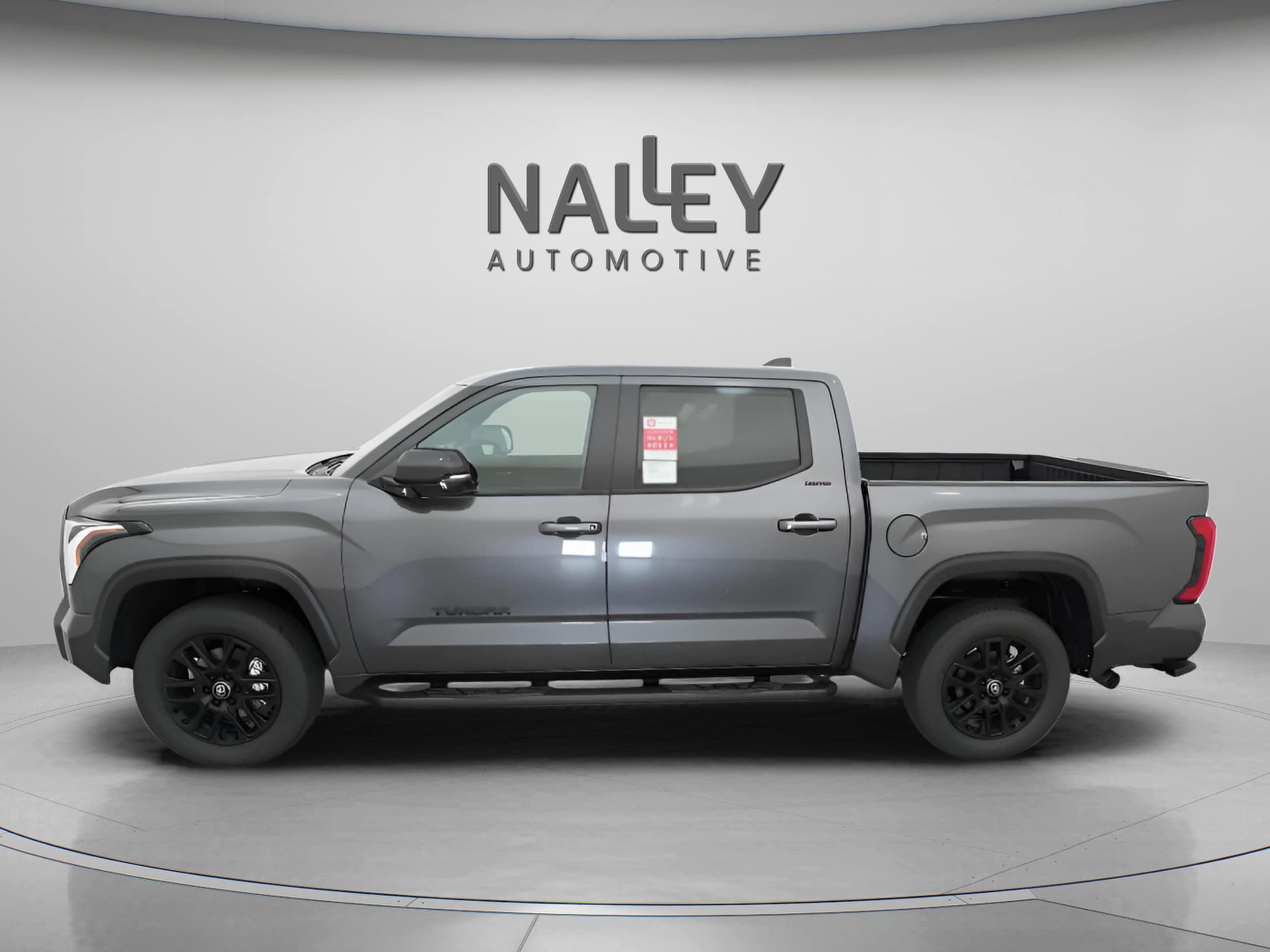 2026 Toyota Tundra Limited - Photo 7