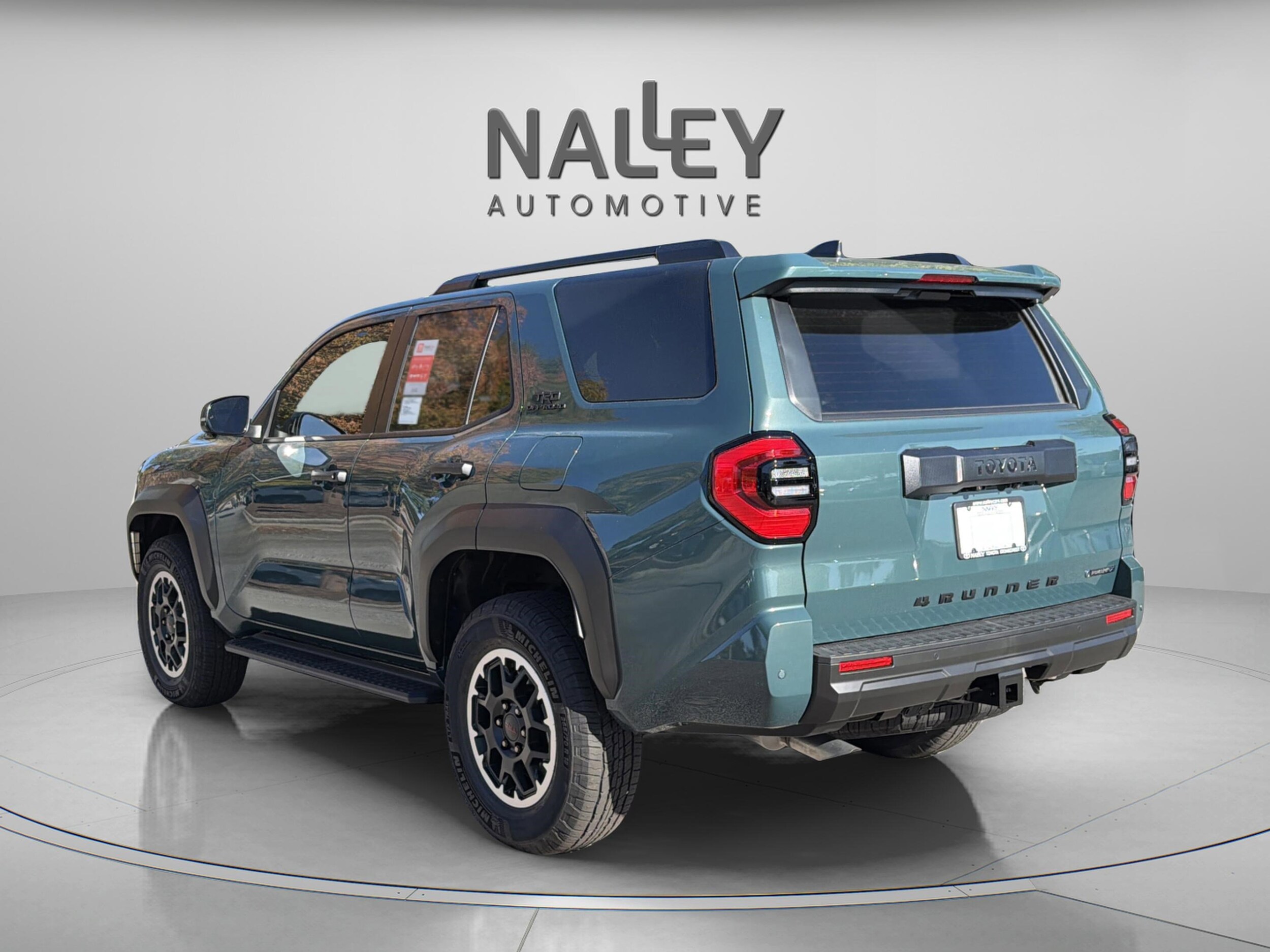 2025 Toyota 4Runner TRD Off-Road Premium photo 3