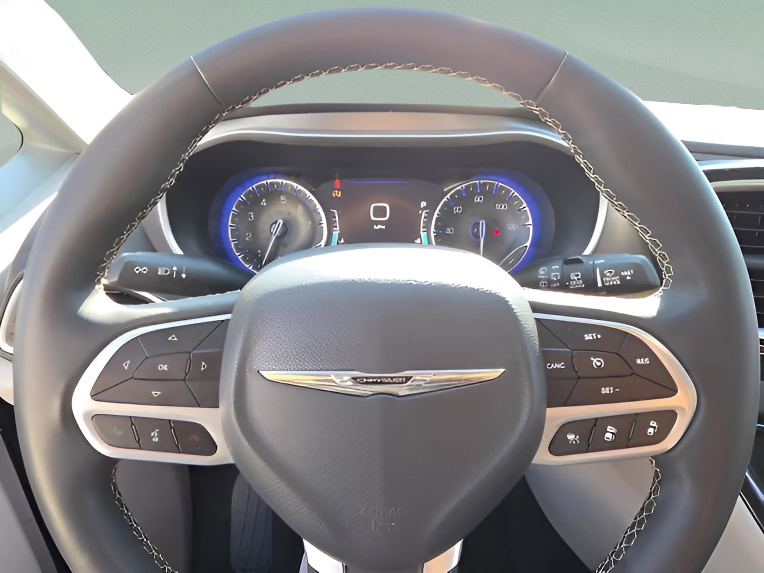 2023 Chrysler Pacifica Touring L - Photo 23