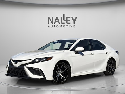 2023 Toyota Camry SE Sedan