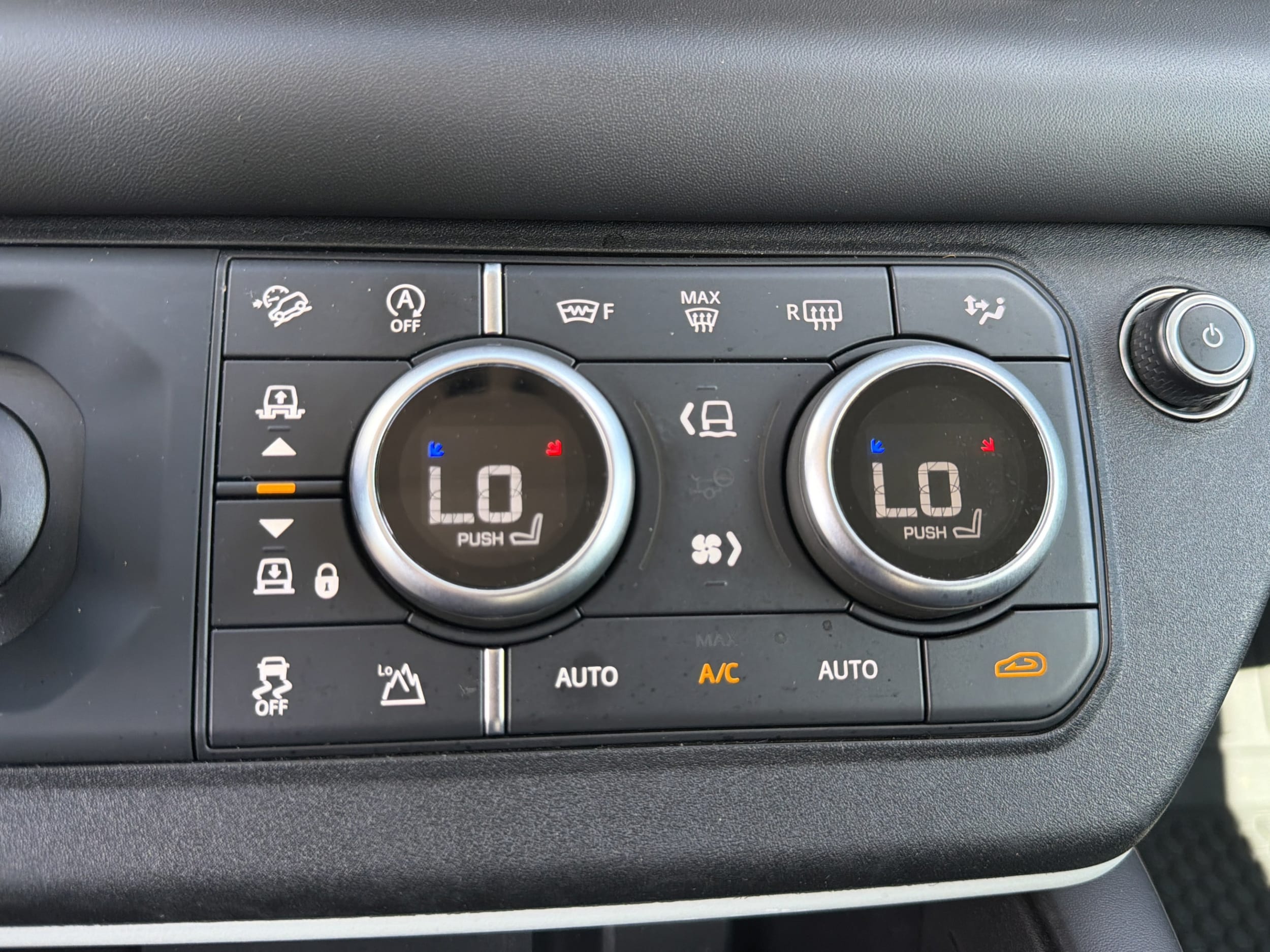 2020 Land Rover Defender HSE - Photo 17