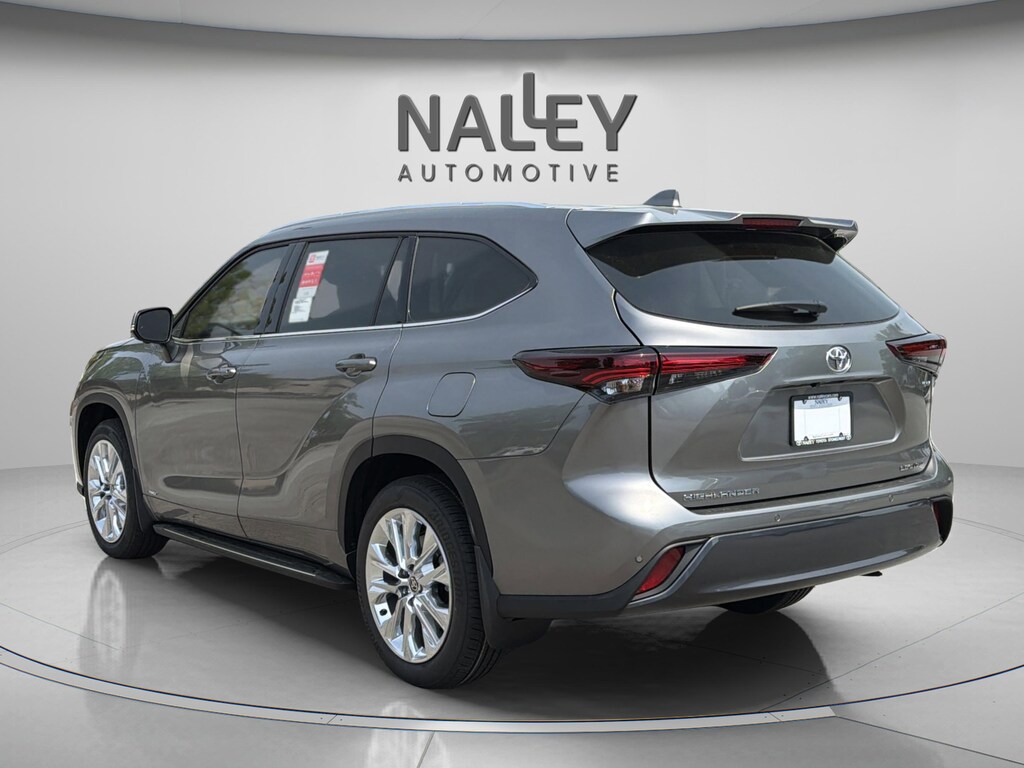 New 2026 Toyota Highlander Hybrid Limited SUV