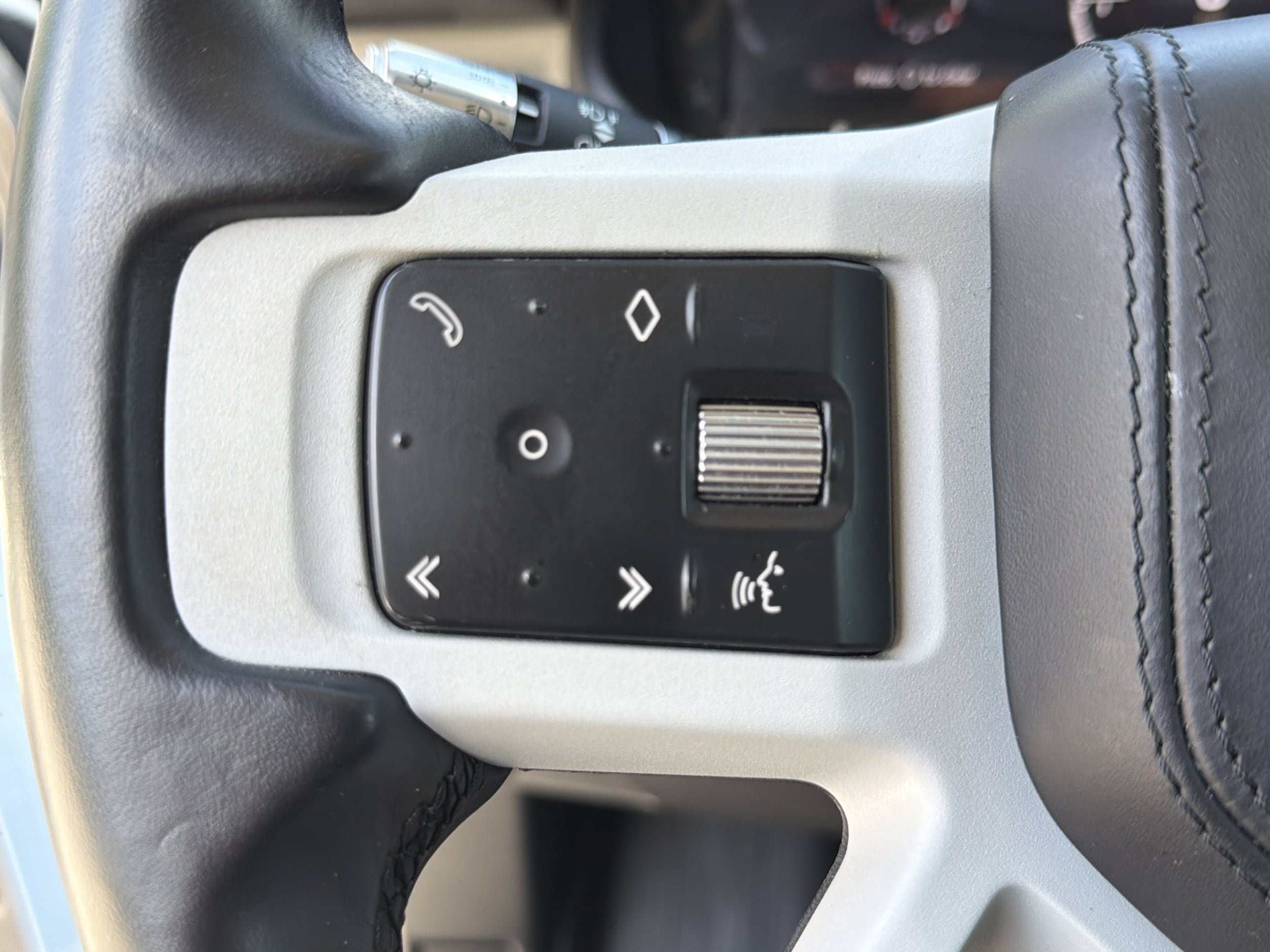 2020 Land Rover Defender HSE - Photo 22