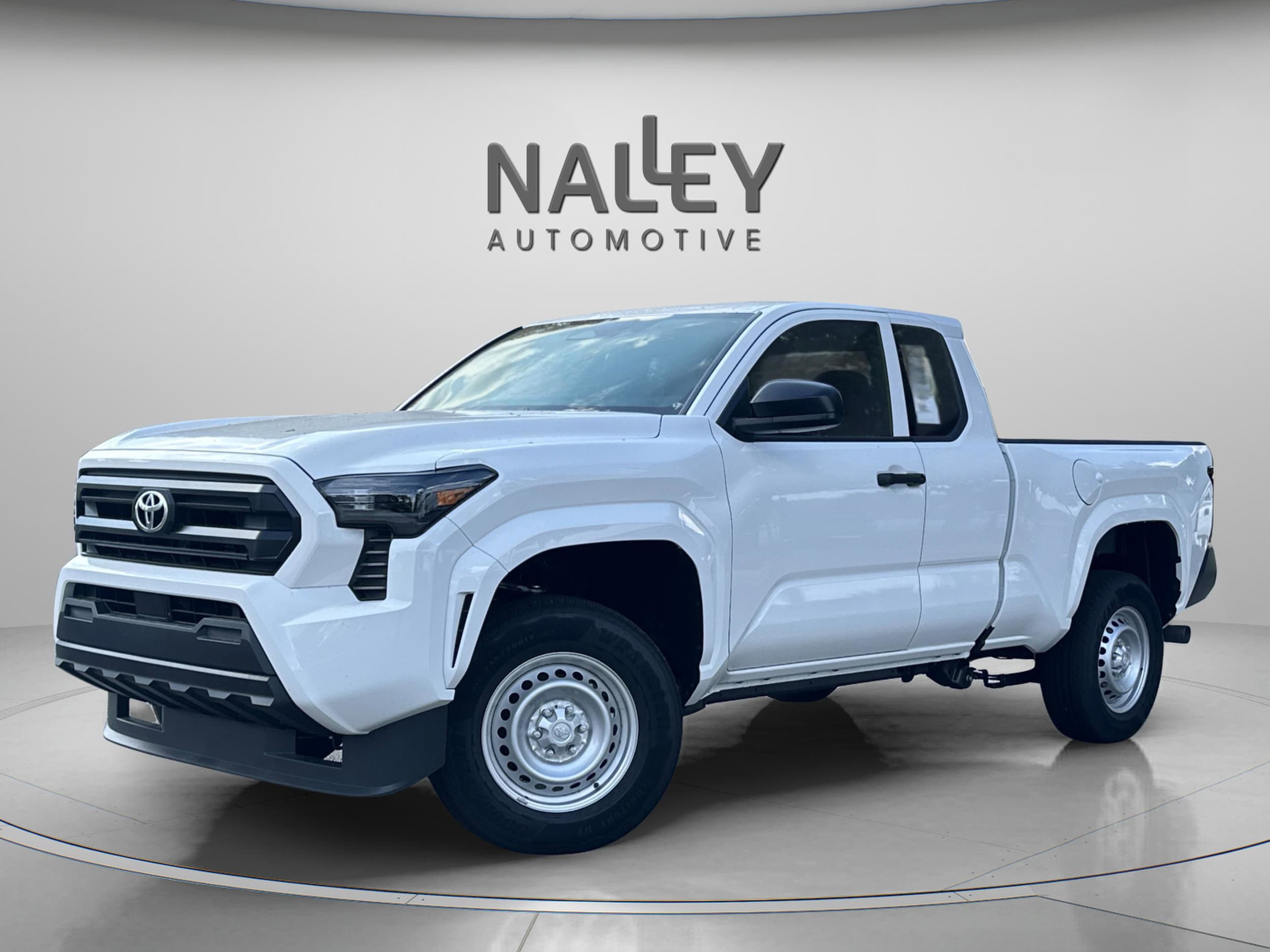 2025 Toyota Tacoma SR 4x2 XtraCab's photo