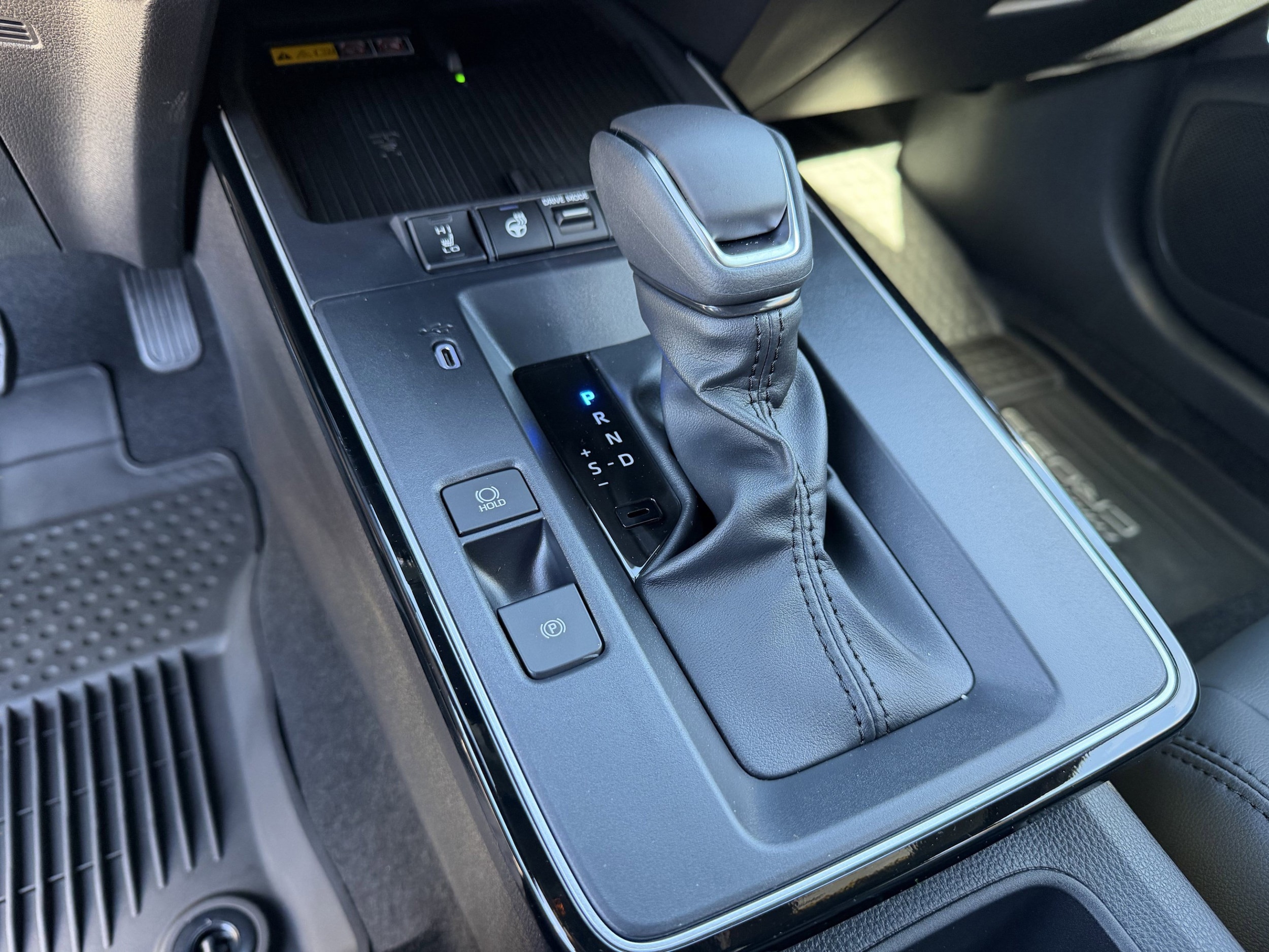 2026 Toyota Corolla Cross XSE - Photo 17