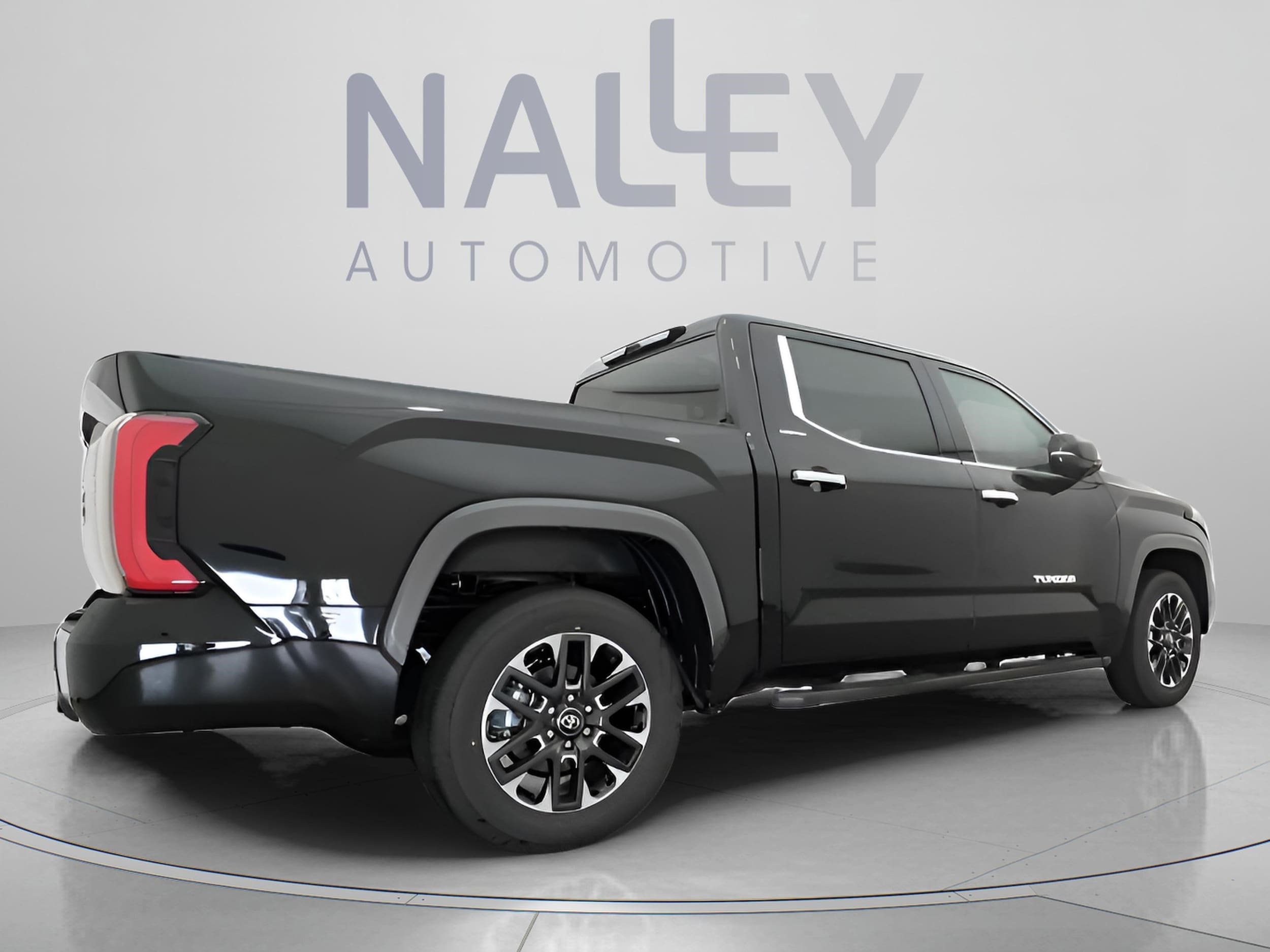 2026 Toyota Tundra Limited - Photo 19